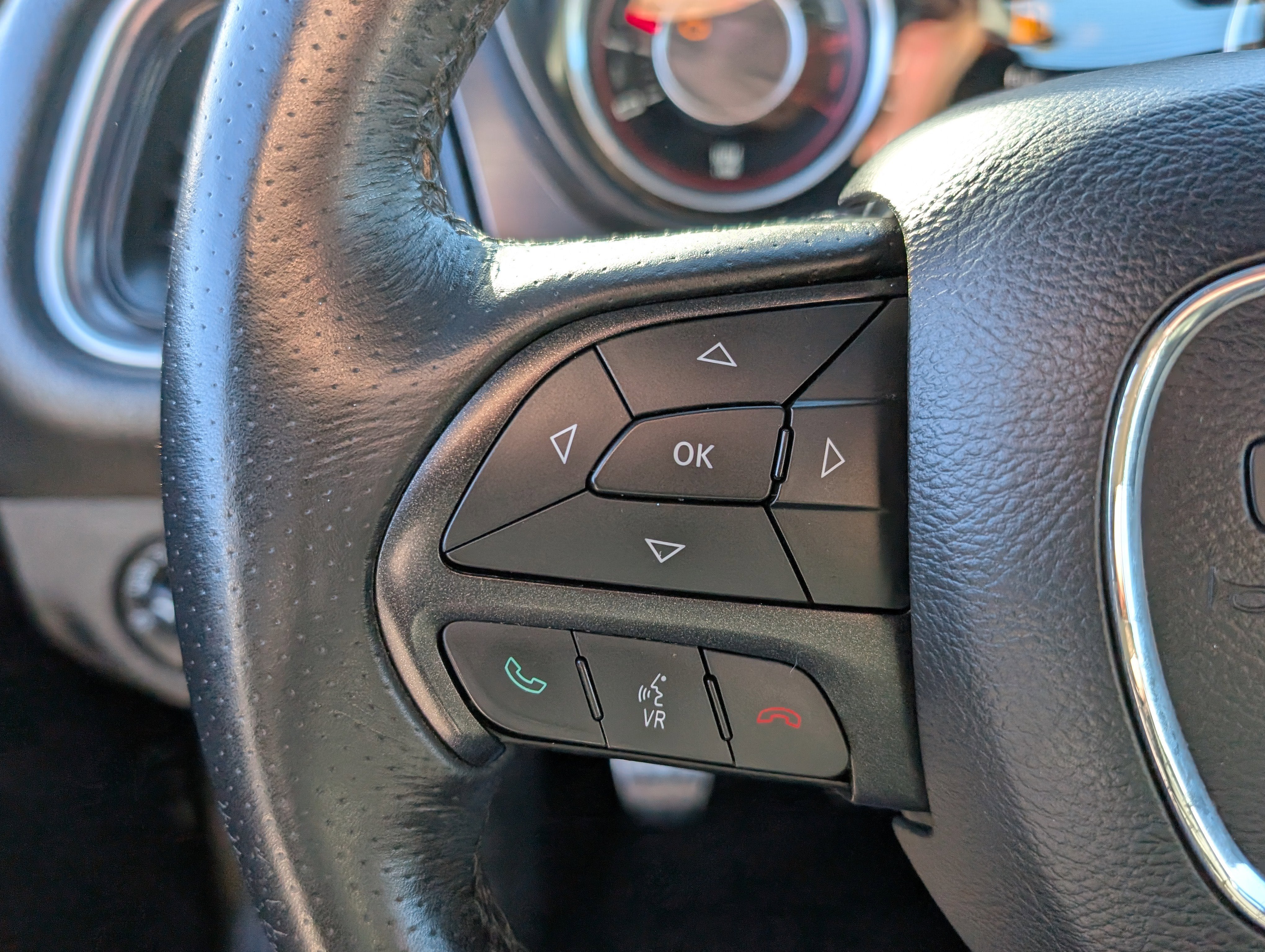 2015 Dodge Challenger R/T Scat Pack Shaker