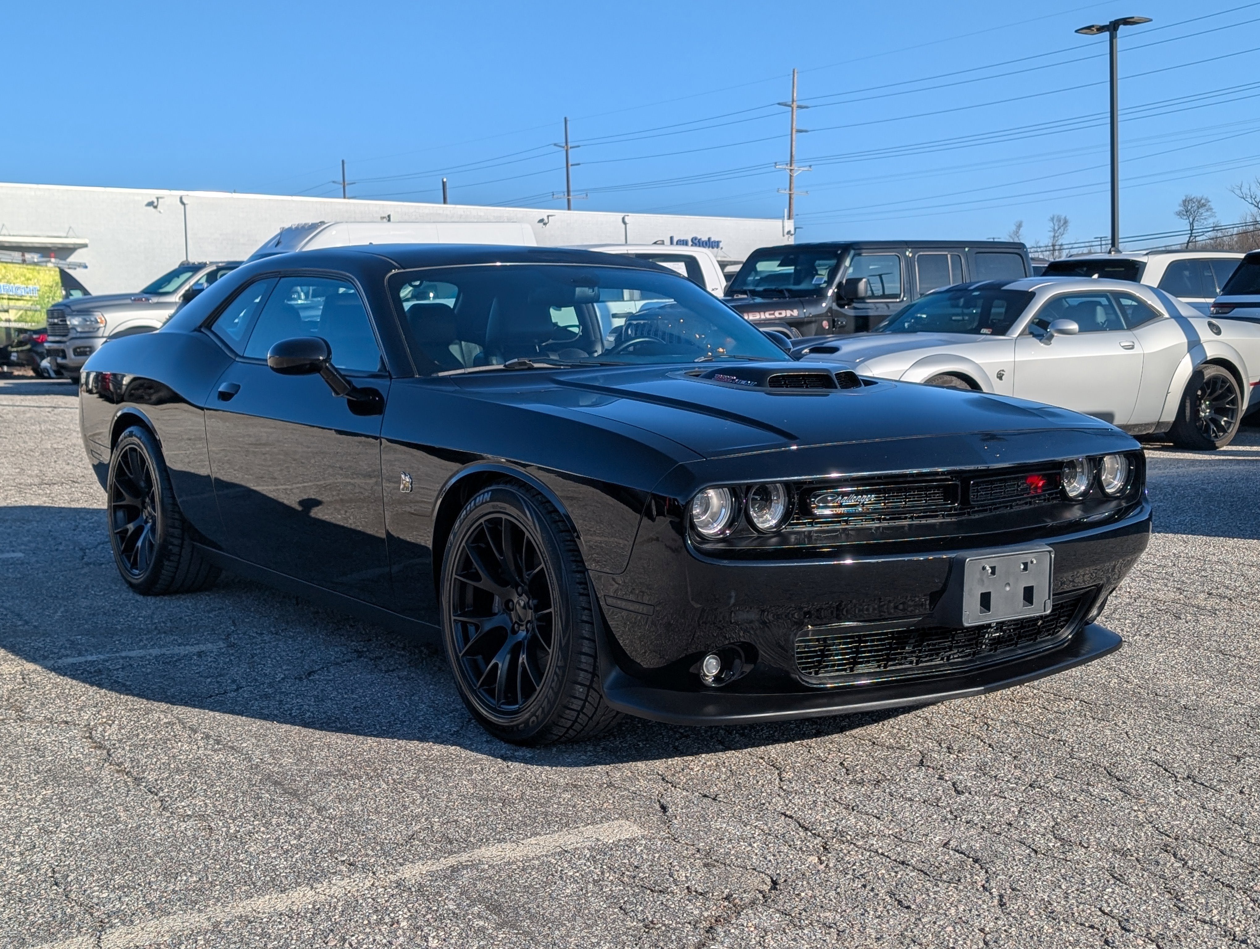 2015 Dodge Challenger R/T Scat Pack Shaker