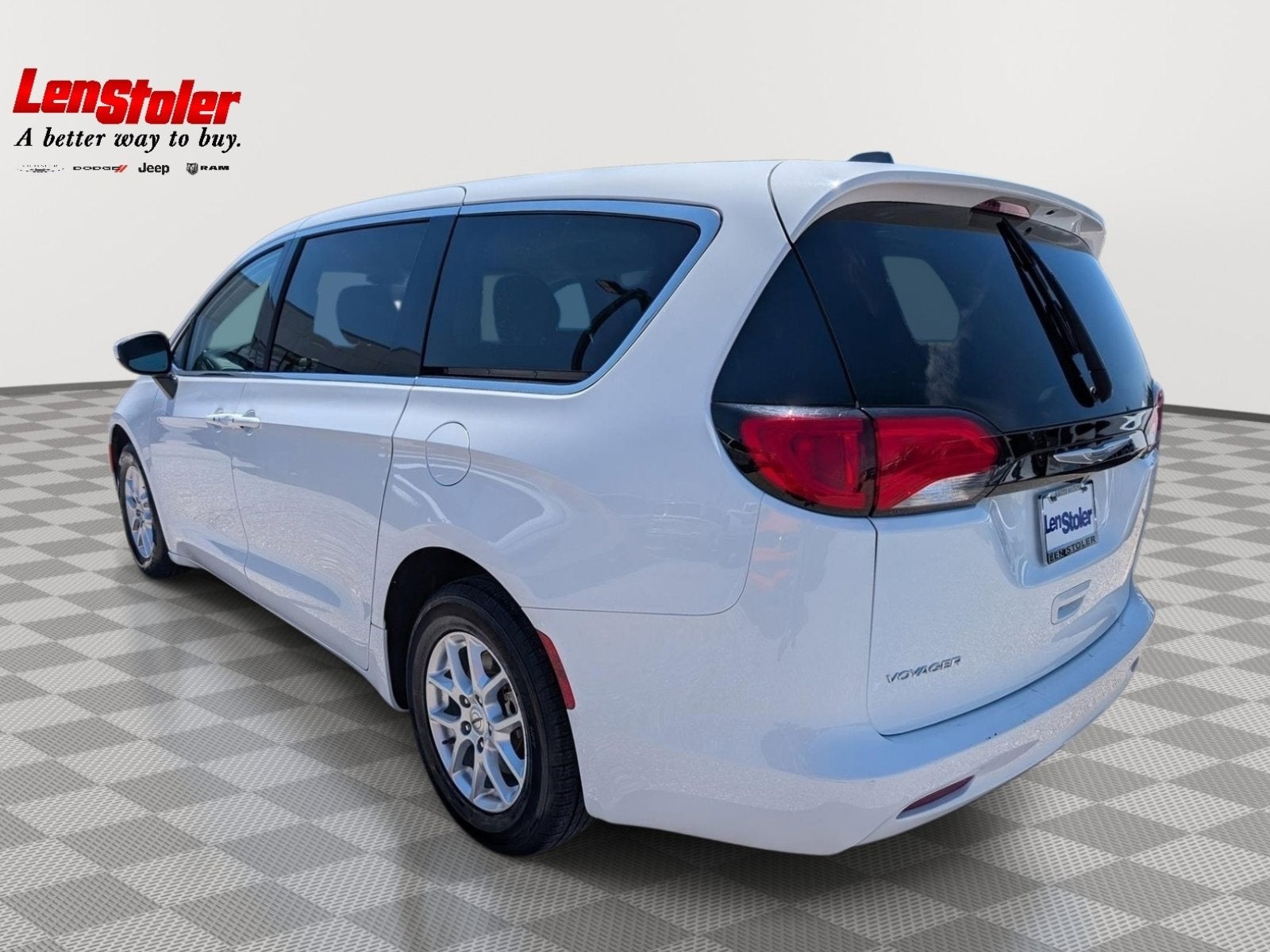 2023 Chrysler Voyager LX