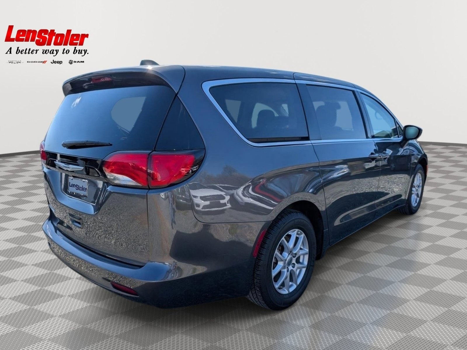 2023 Chrysler Voyager LX