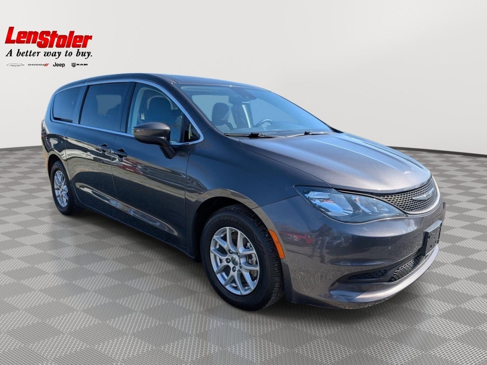 2023 Chrysler Voyager LX