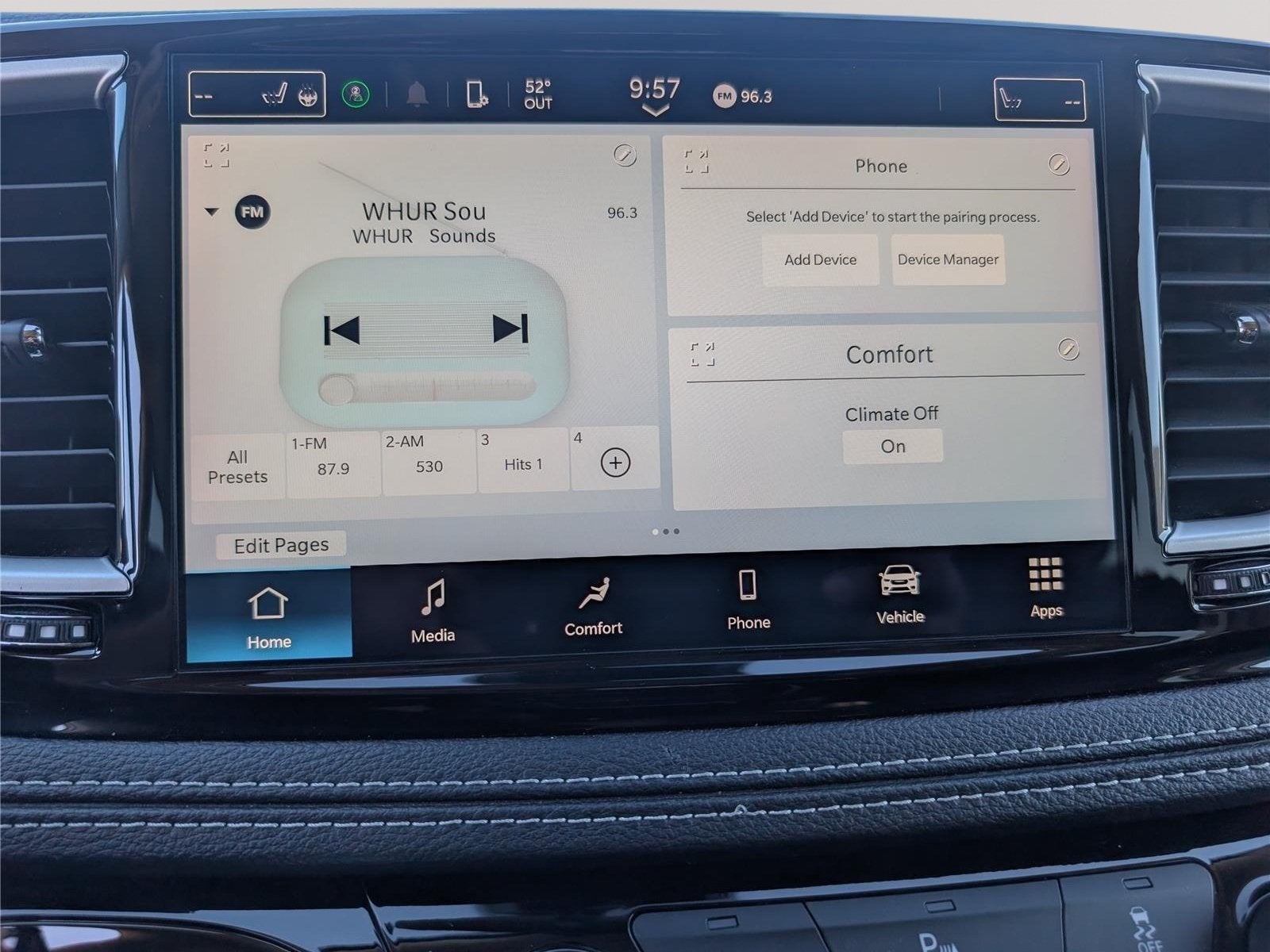 2023 Chrysler Pacifica Hybrid Touring L