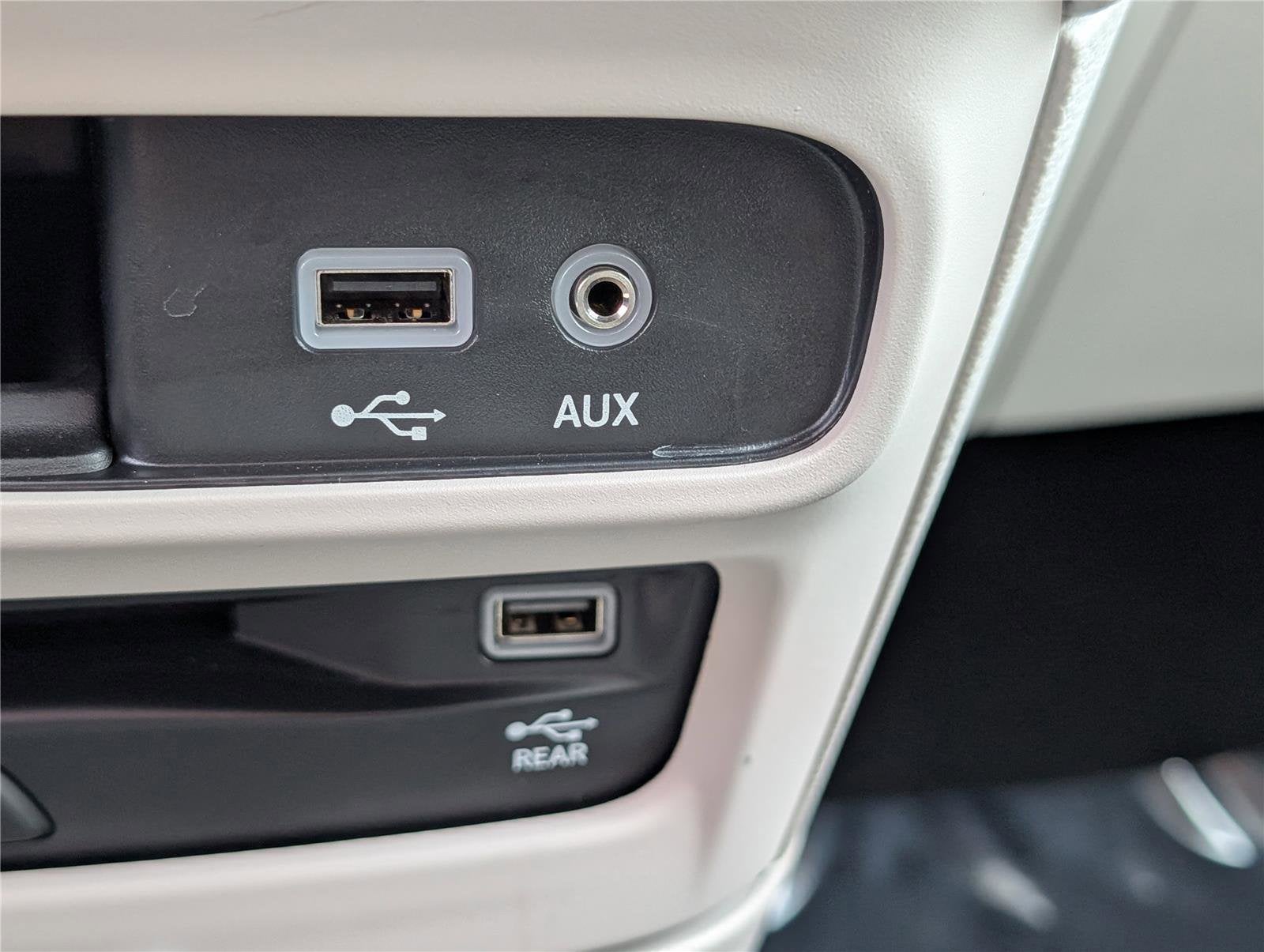 2020 Chrysler Pacifica Hybrid Limited