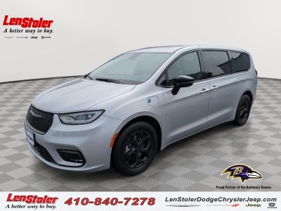 2023 Chrysler Pacifica Hybrid Limited