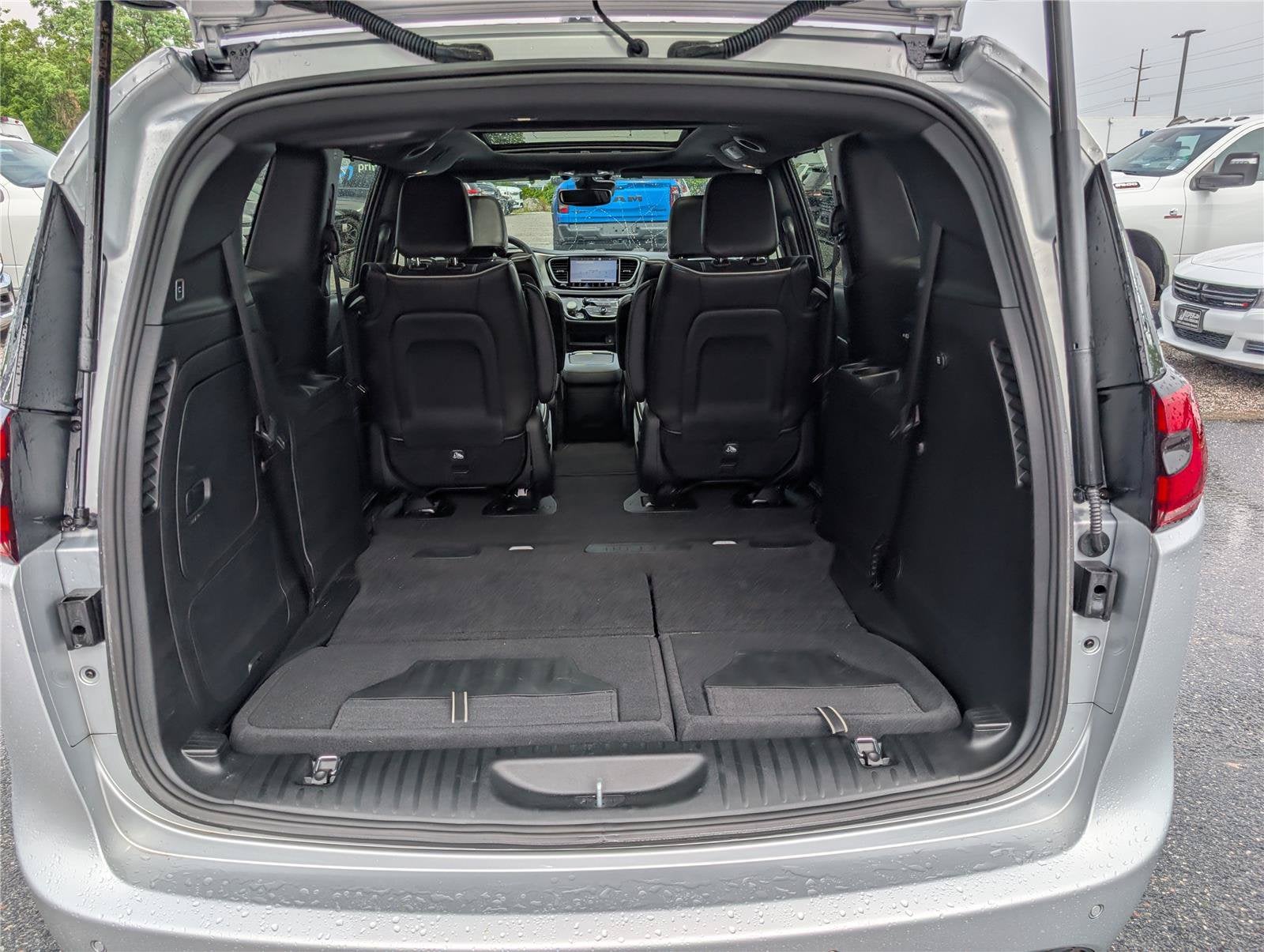 2023 Chrysler Pacifica Hybrid Limited
