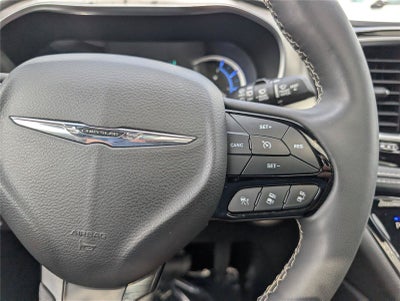 2023 Chrysler Pacifica Hybrid Limited
