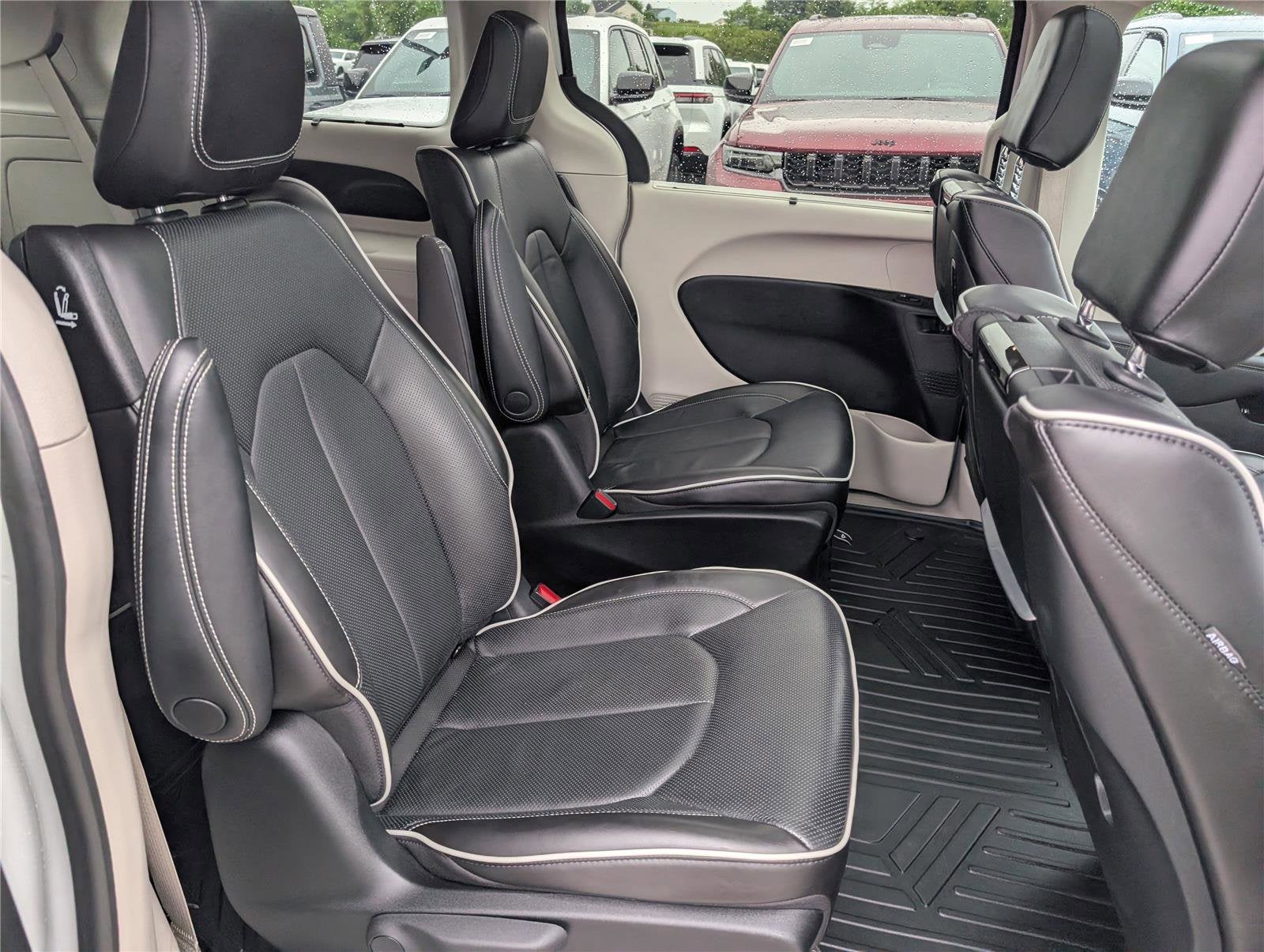 2023 Chrysler Pacifica Hybrid Limited