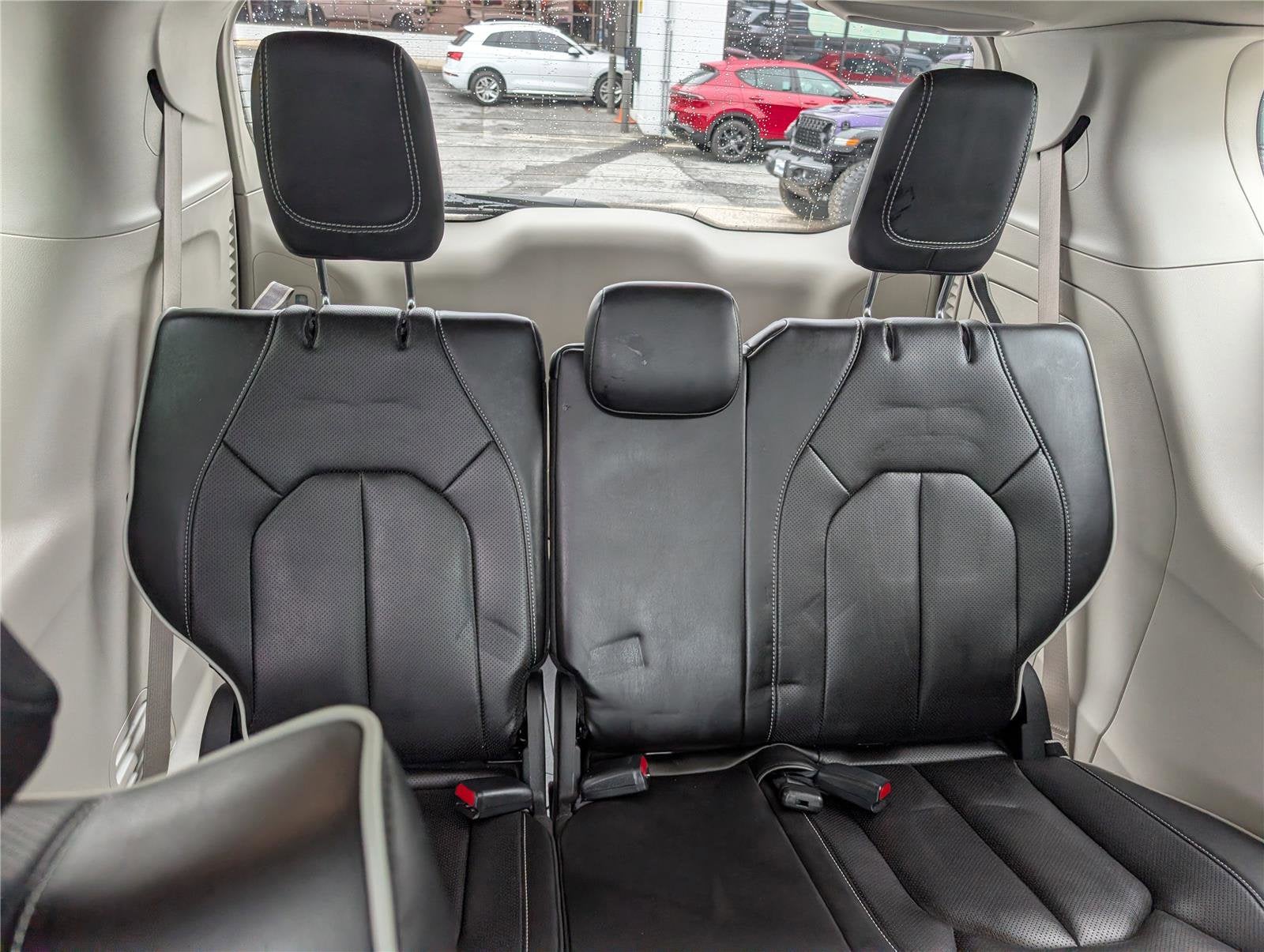 2023 Chrysler Pacifica Hybrid Limited