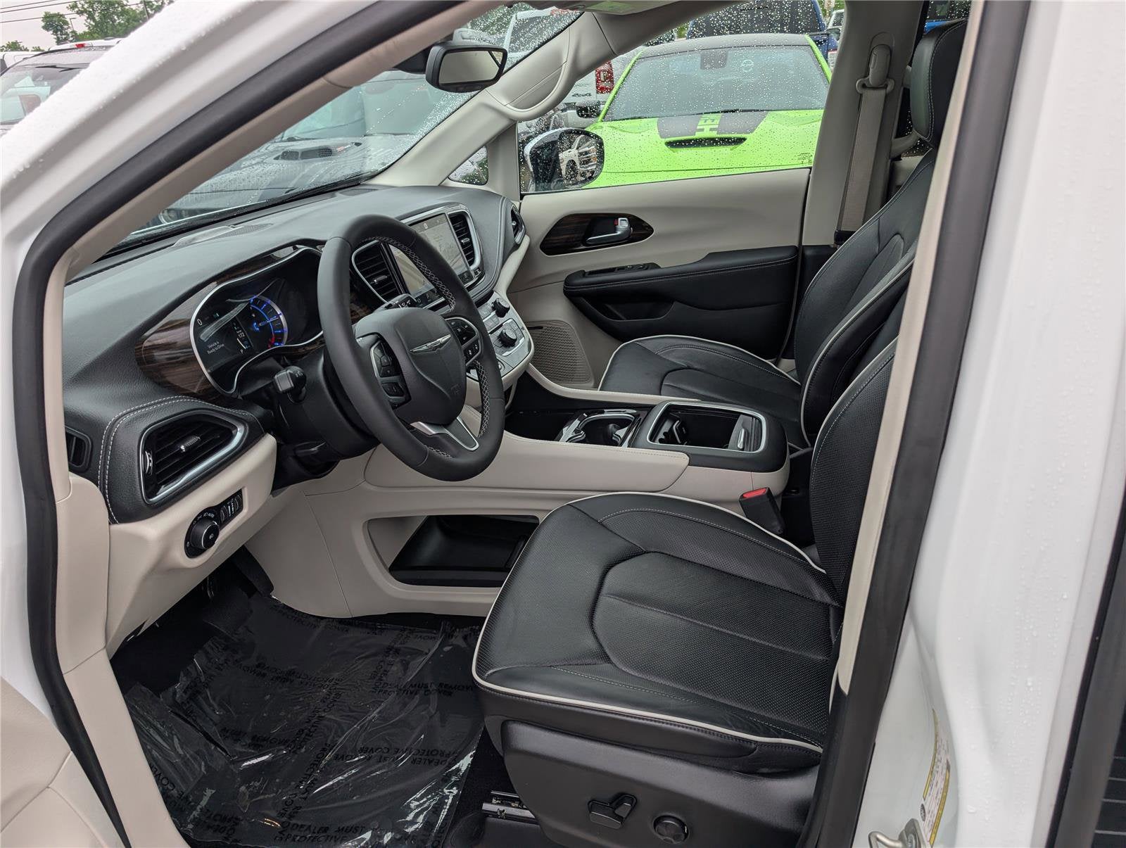 2023 Chrysler Pacifica Hybrid Limited