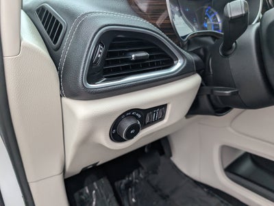 2023 Chrysler Pacifica Hybrid Limited