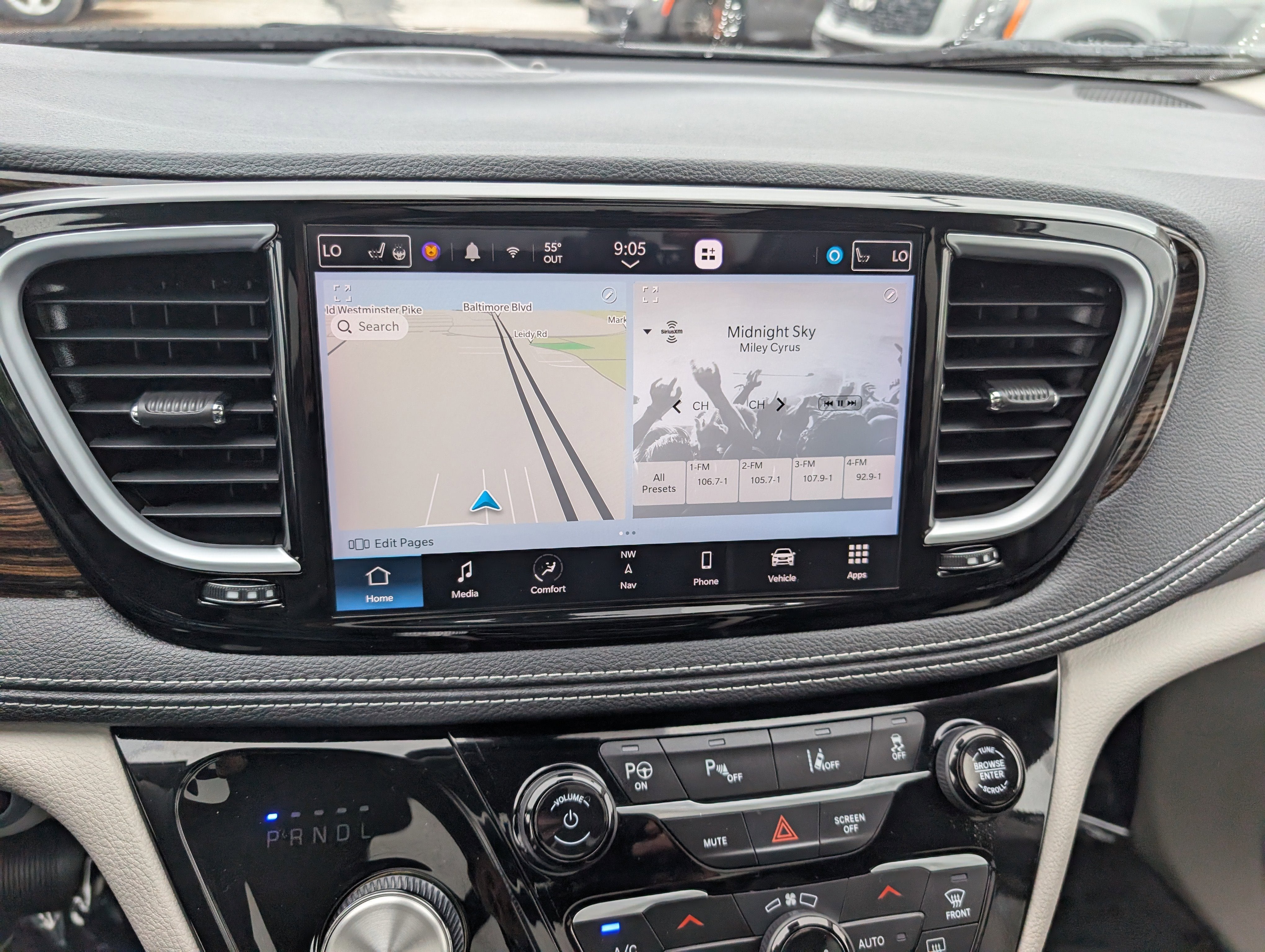 2023 Chrysler Pacifica Hybrid Limited