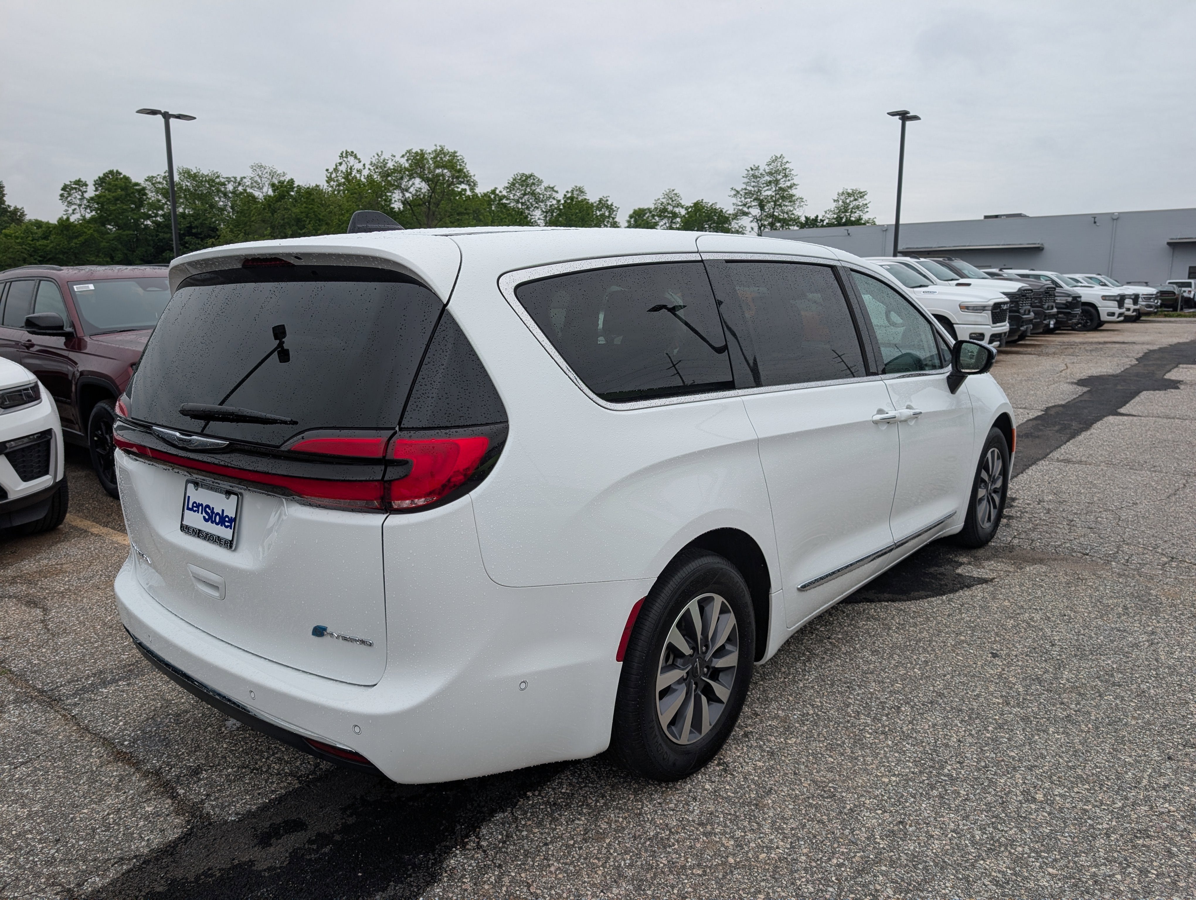 2023 Chrysler Pacifica Hybrid Limited
