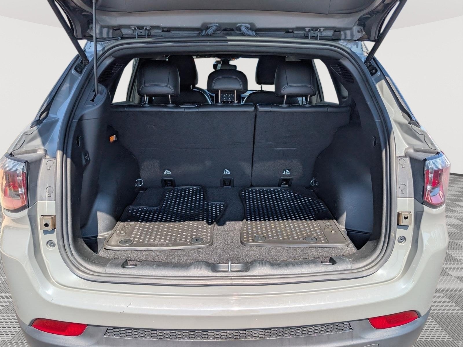 2023 Jeep Compass Altitude