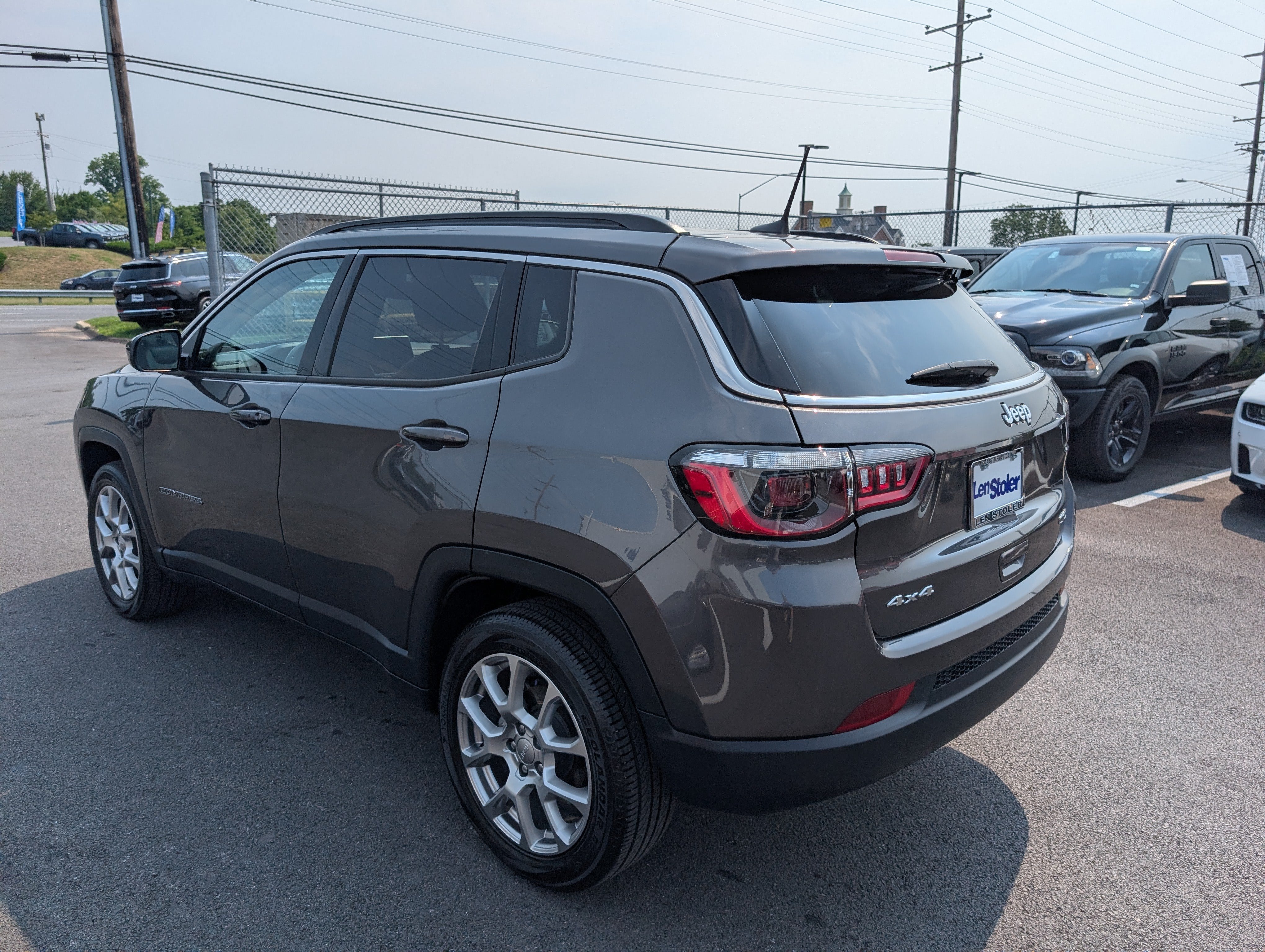 2022 Jeep Compass Latitude Lux