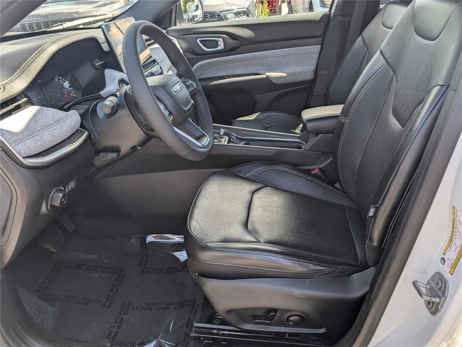 2023 Jeep Compass Latitude Lux