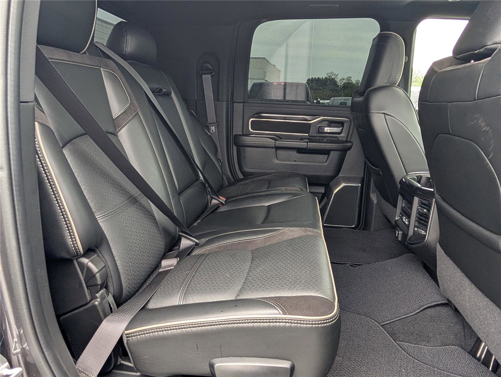 2022 RAM 3500 Laramie