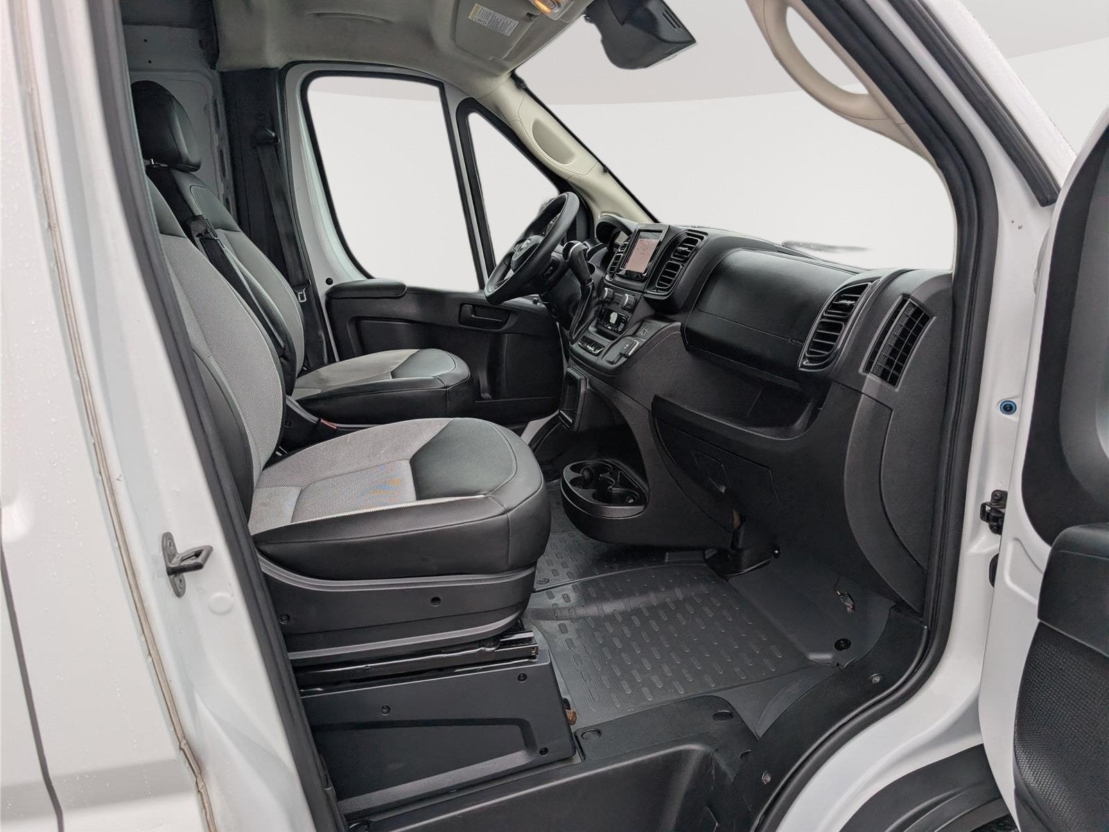 2024 RAM ProMaster Cargo Van Tradesman