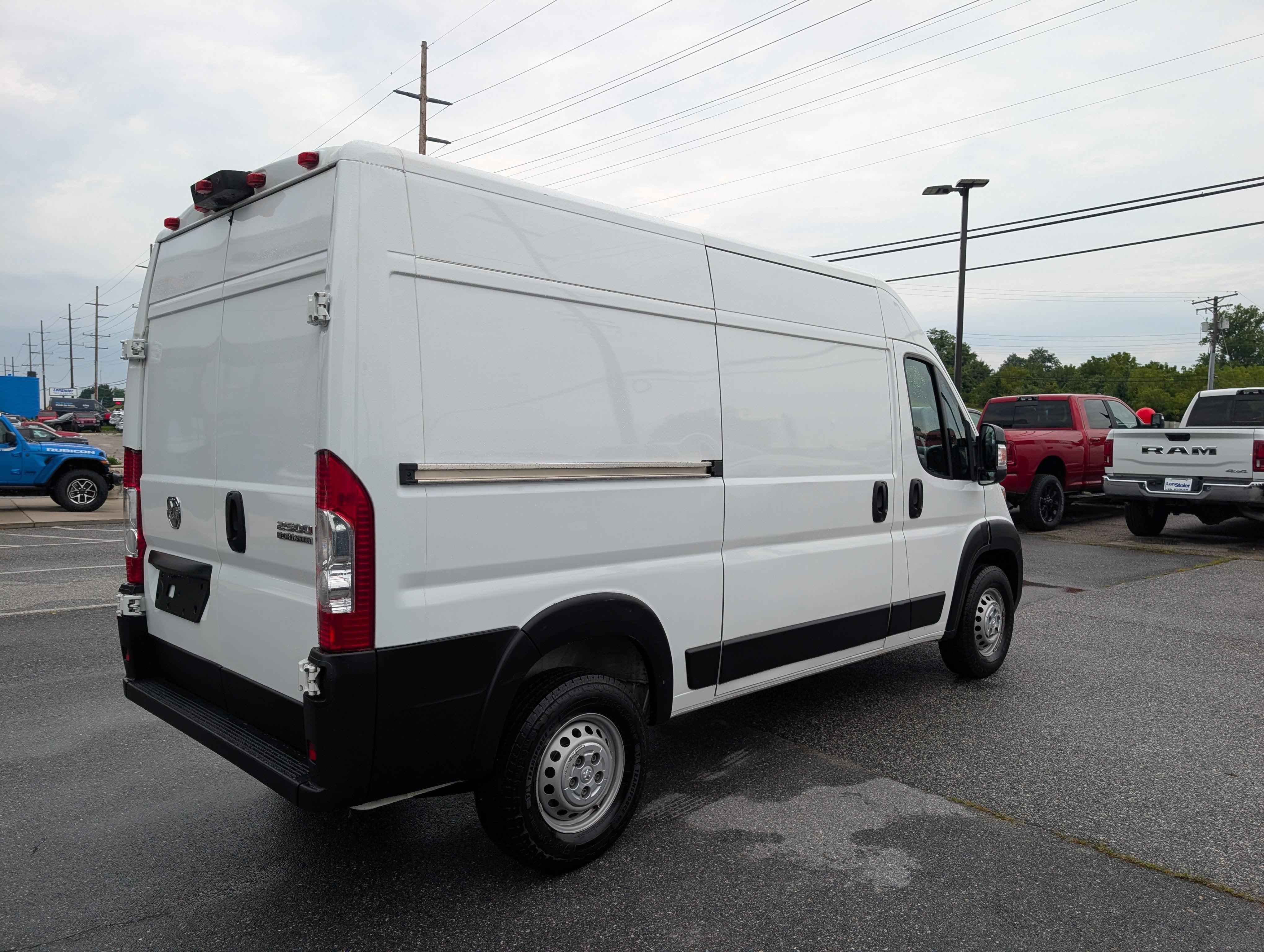 2024 RAM ProMaster Cargo Van Tradesman