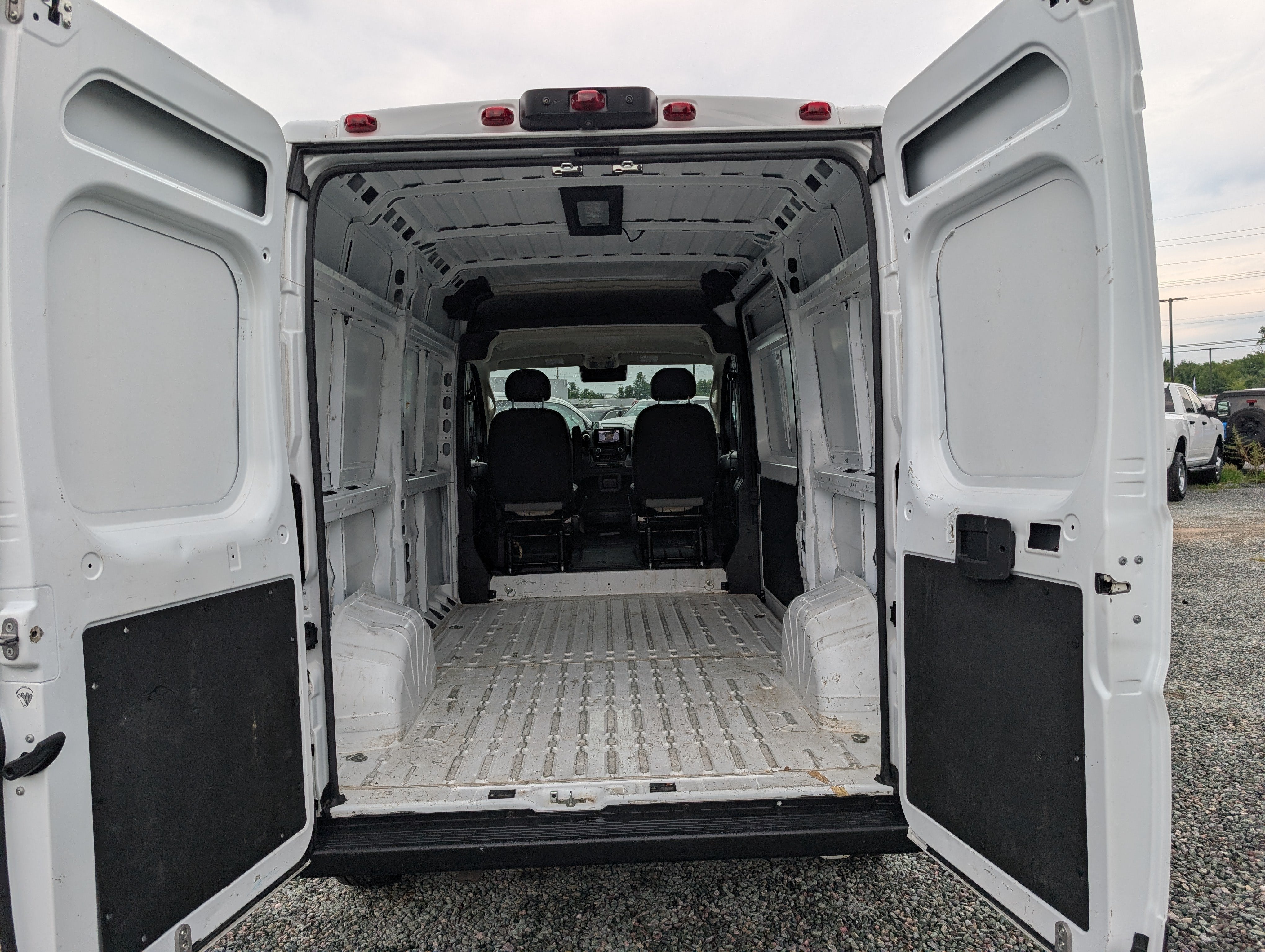 2024 RAM ProMaster Cargo Van Tradesman