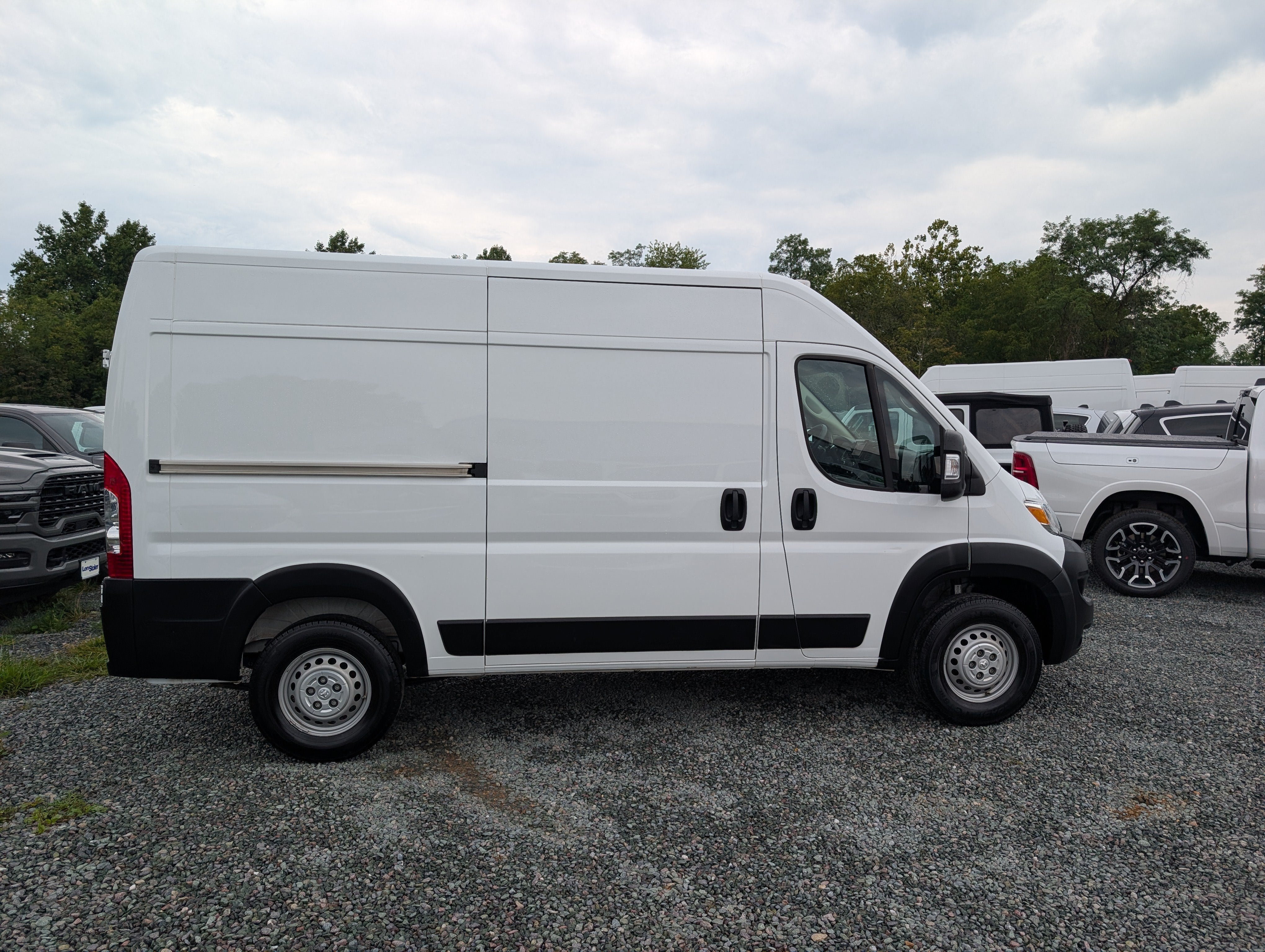 2024 RAM ProMaster Cargo Van Tradesman