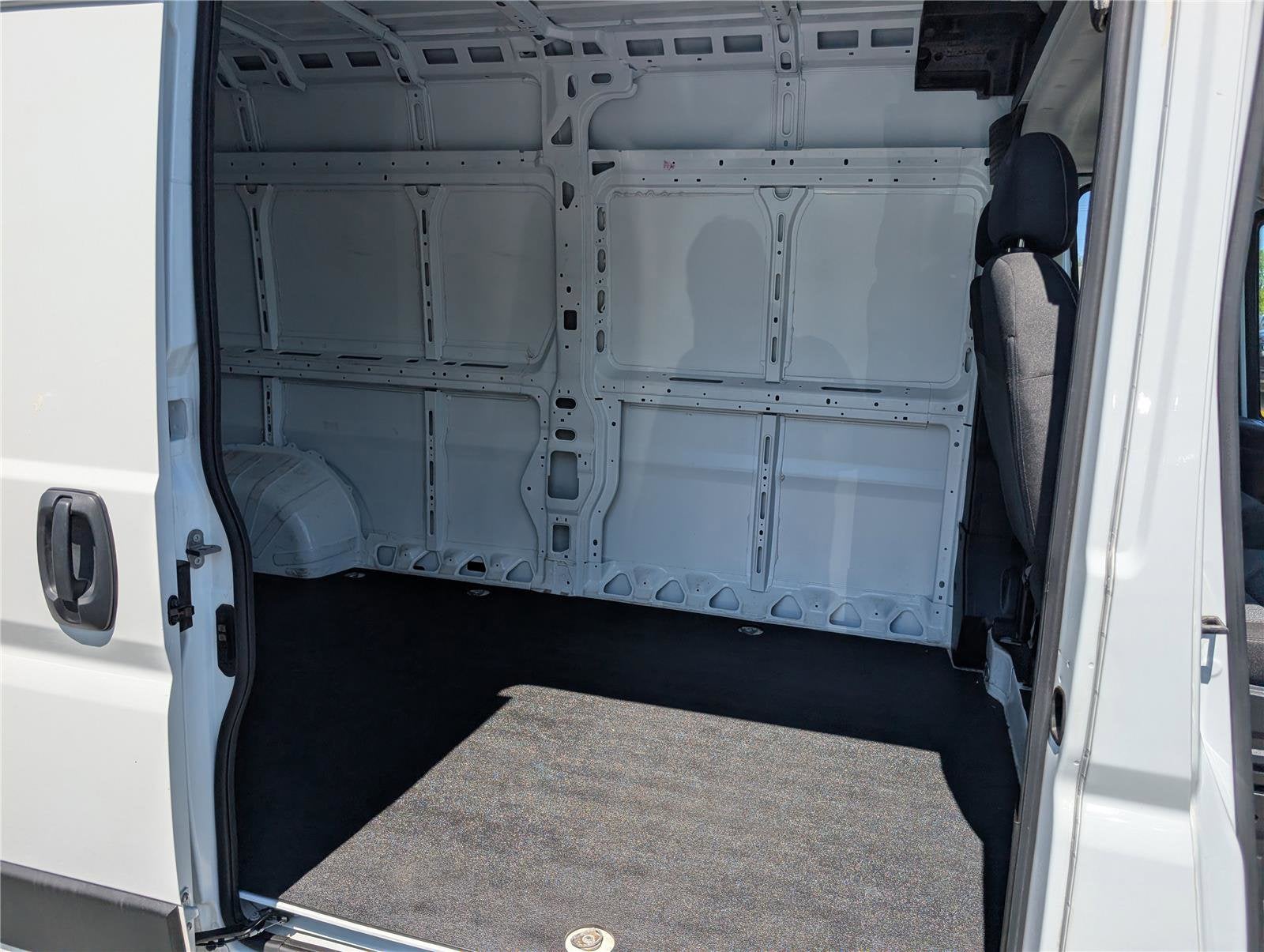 2025 RAM ProMaster Cargo Van Tradesman