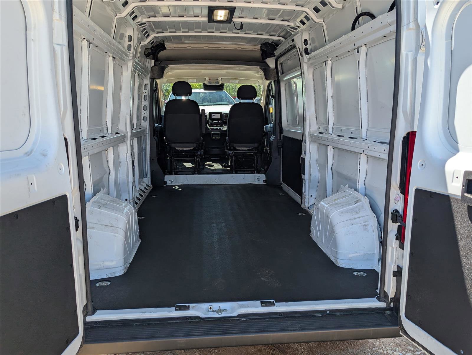 2024 RAM ProMaster Cargo Van Tradesman