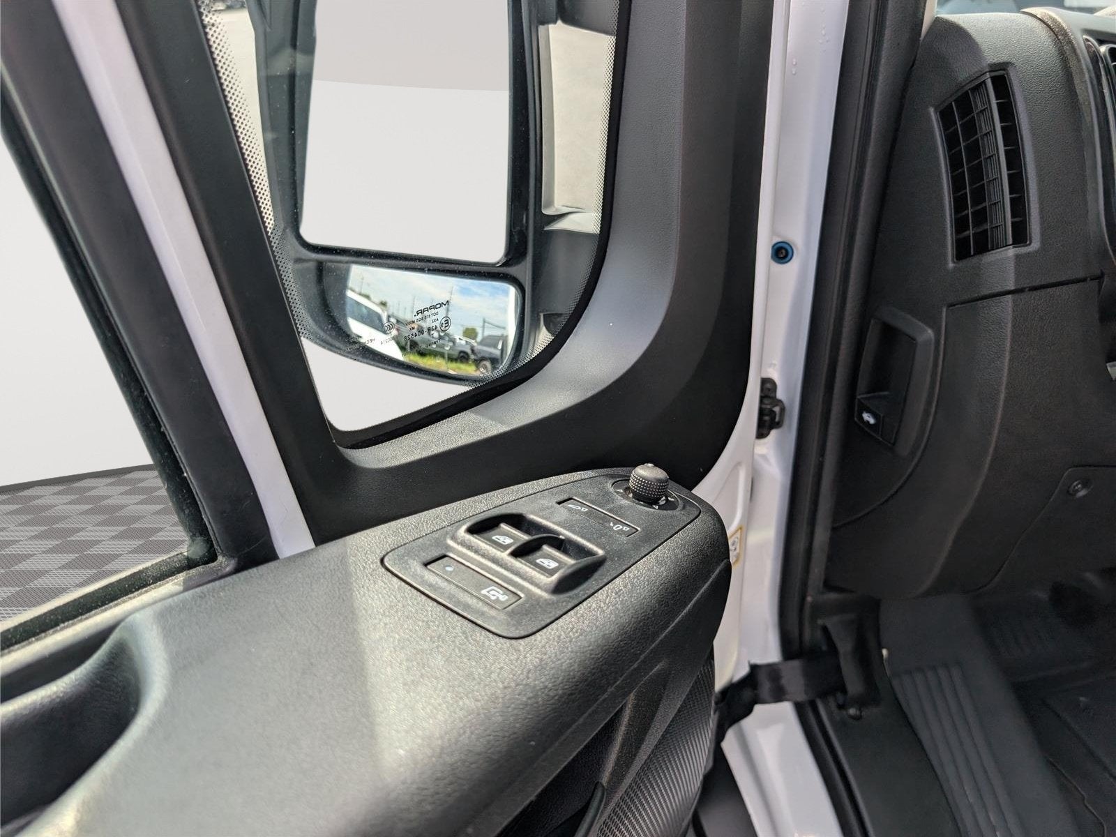 2025 RAM ProMaster Cargo Van Tradesman