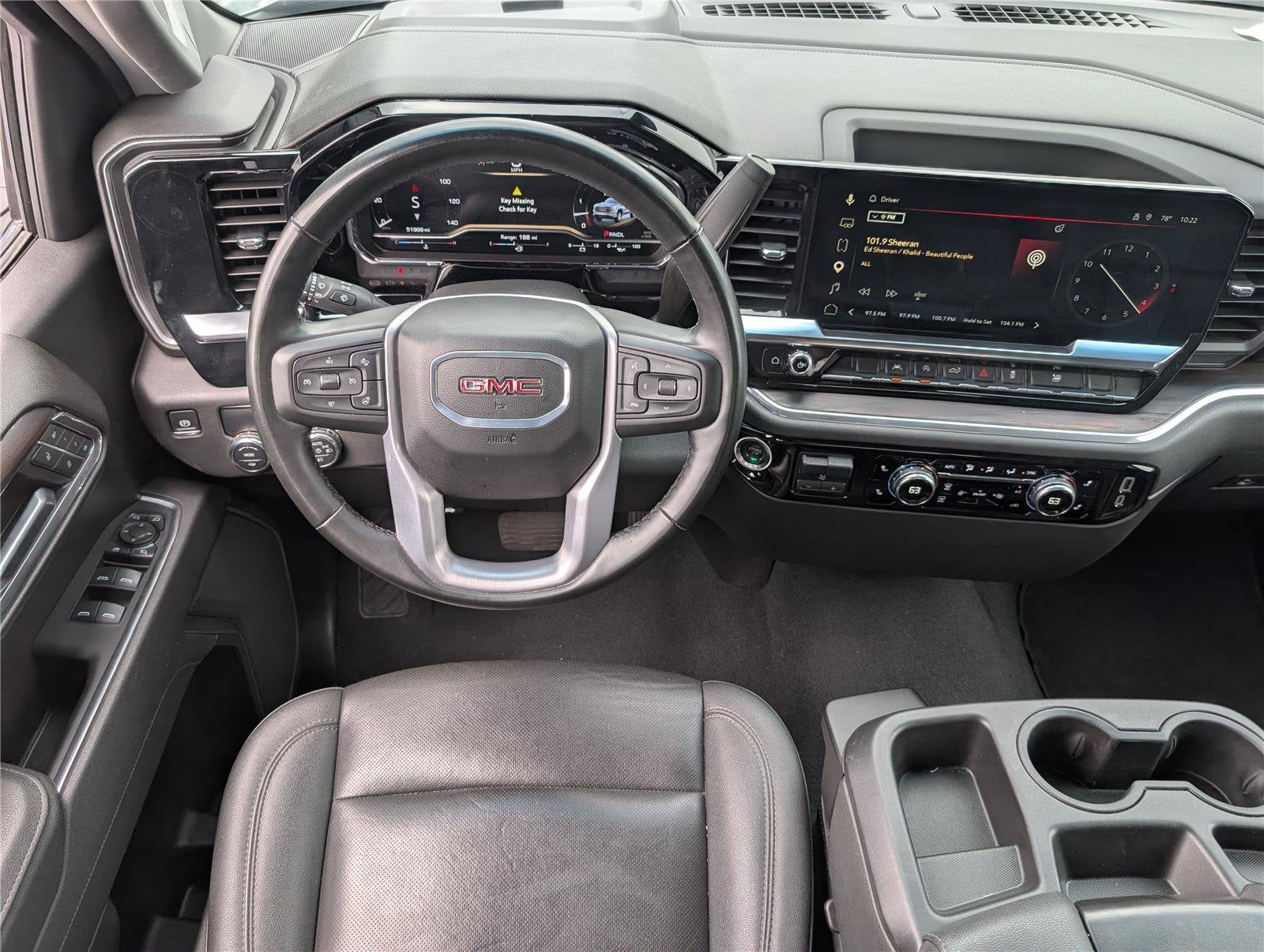 2025 GMC Sierra 1500 SLT
