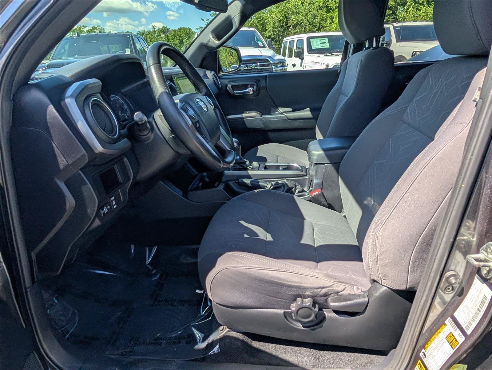 2016 Toyota Tacoma SR5
