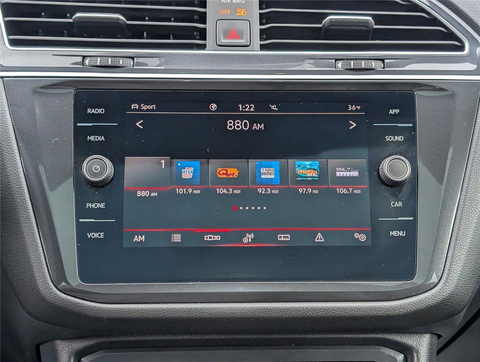 2024 Volkswagen Tiguan SE R-Line Black