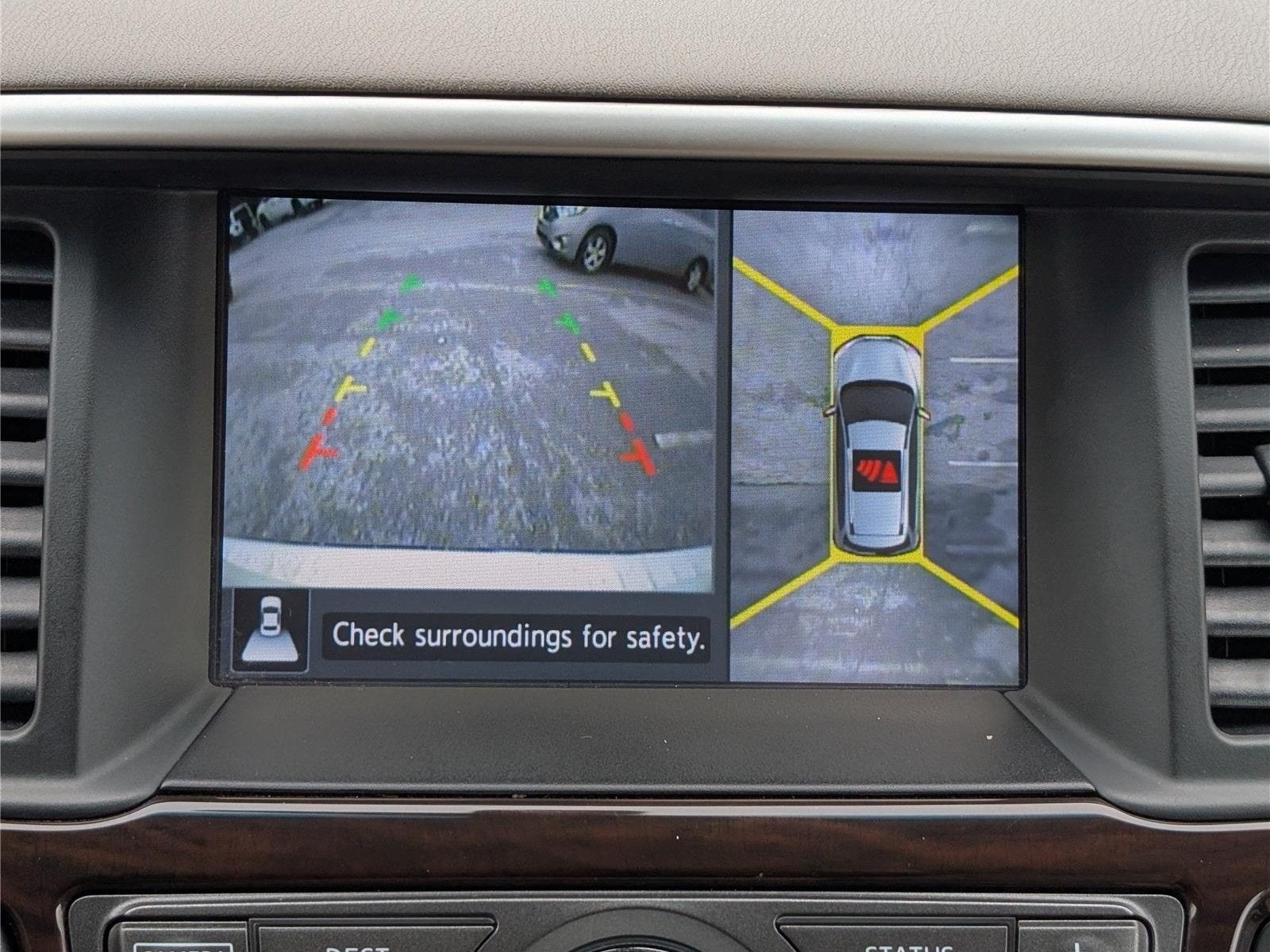 2015 Nissan Pathfinder SL