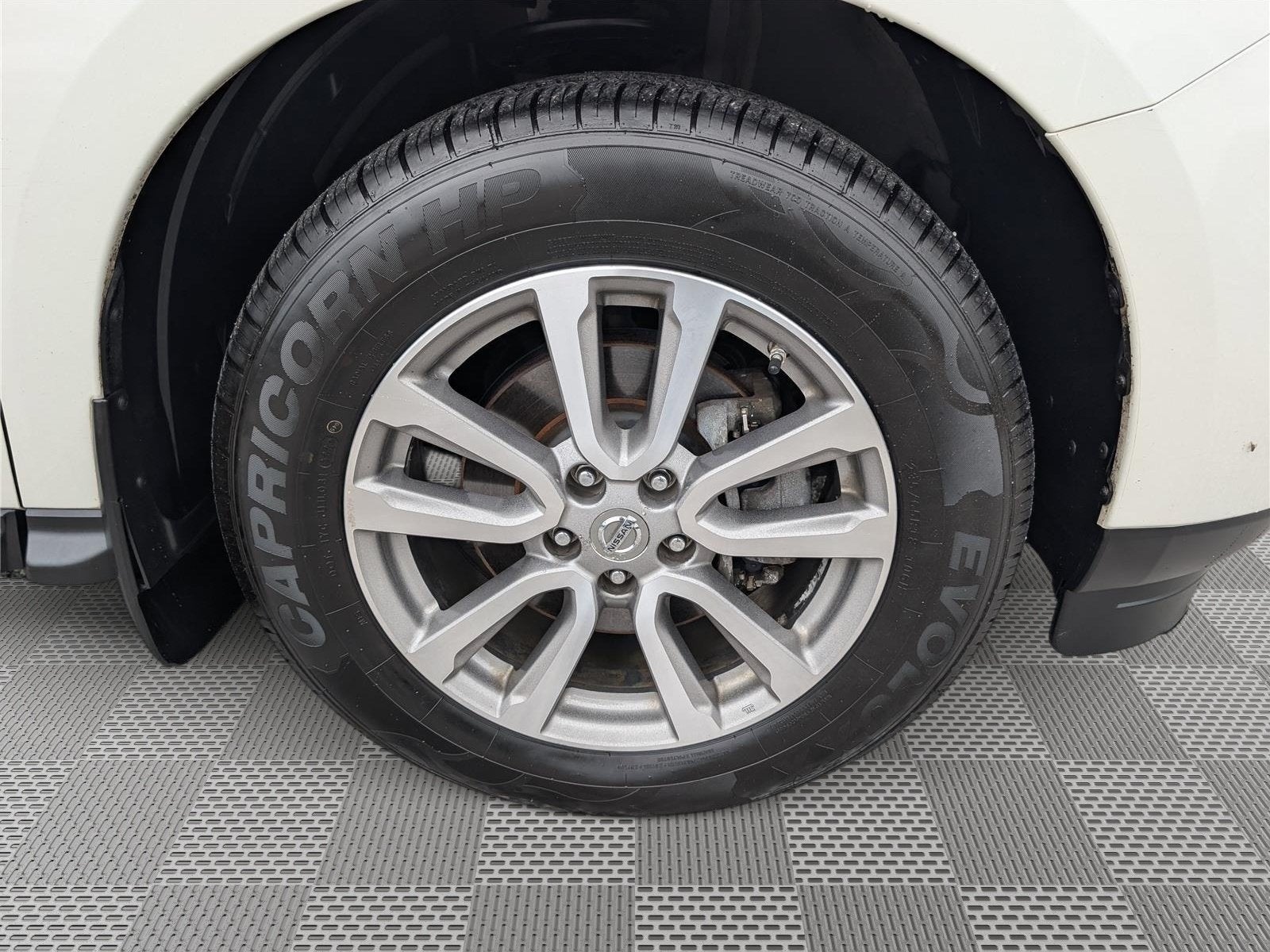 2015 Nissan Pathfinder SL