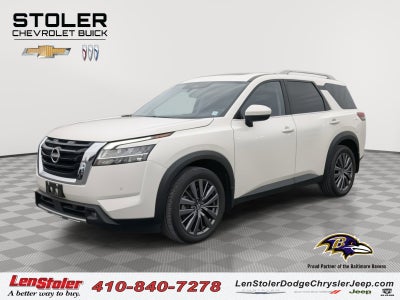 2022 Nissan Pathfinder SL