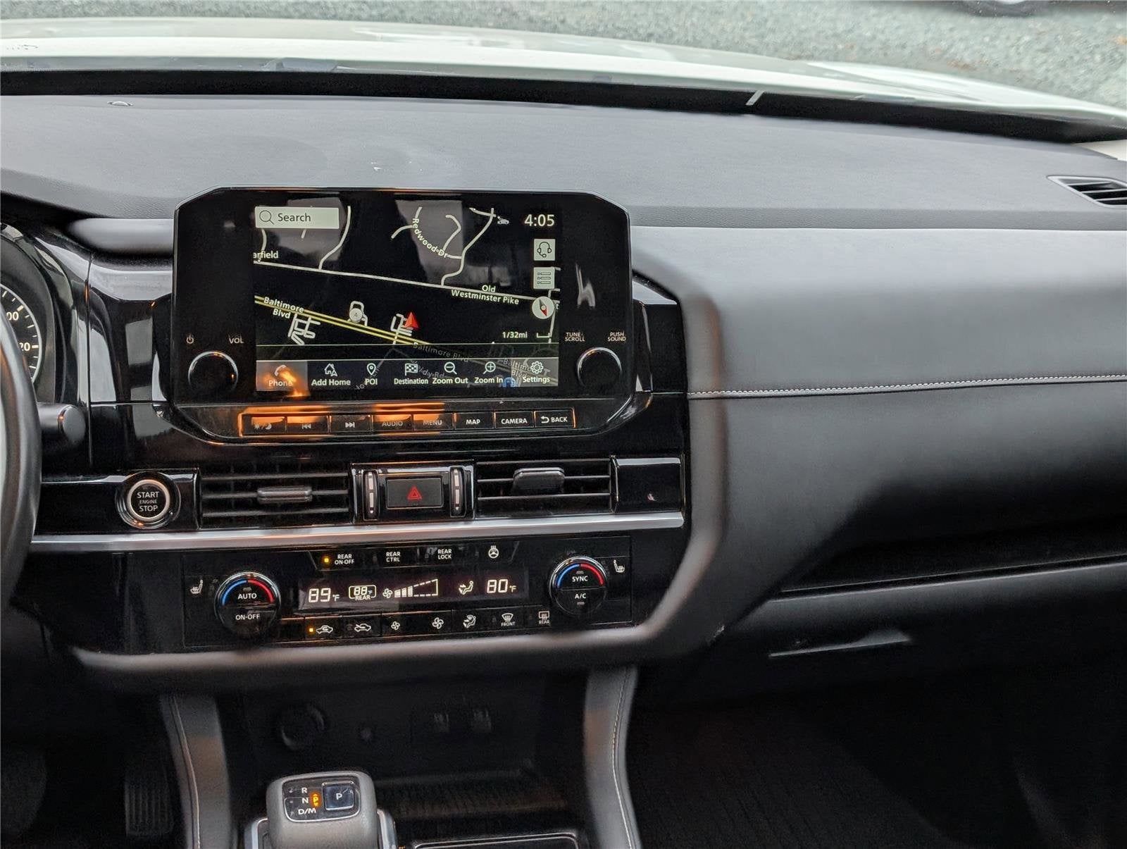 2022 Nissan Pathfinder SL