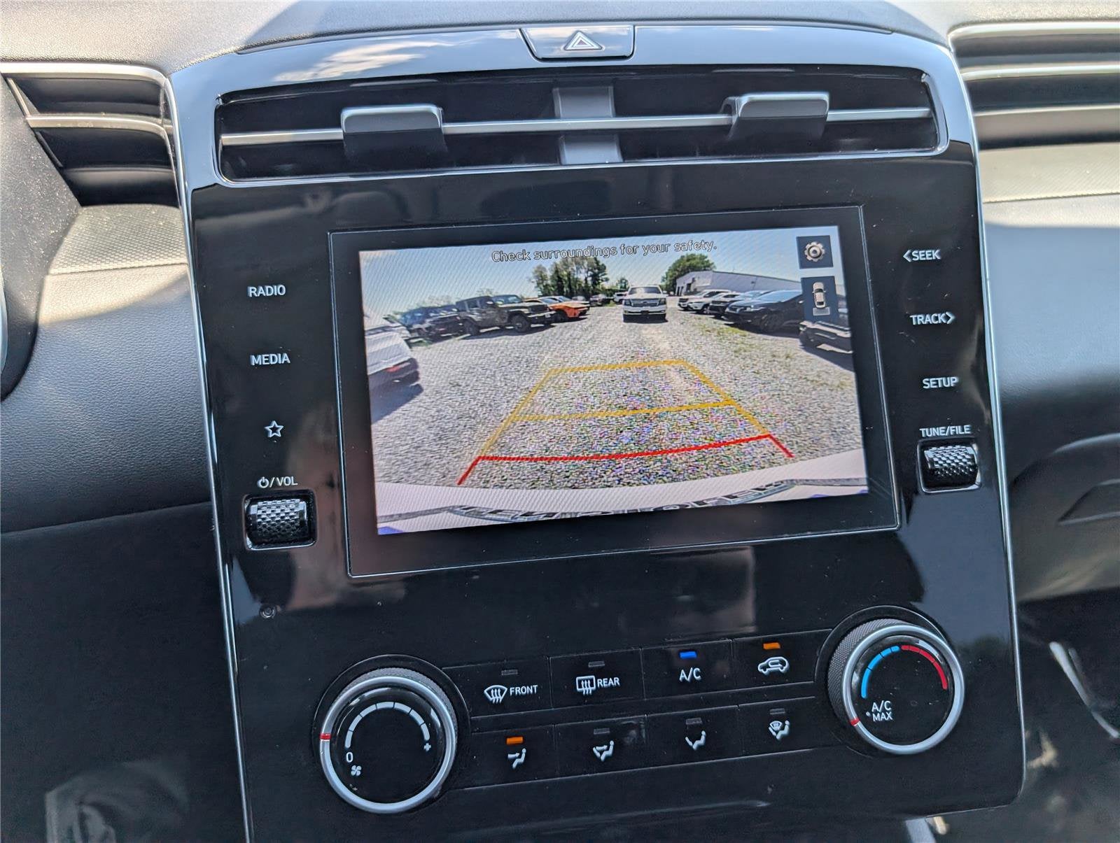 2023 Hyundai Tucson SE