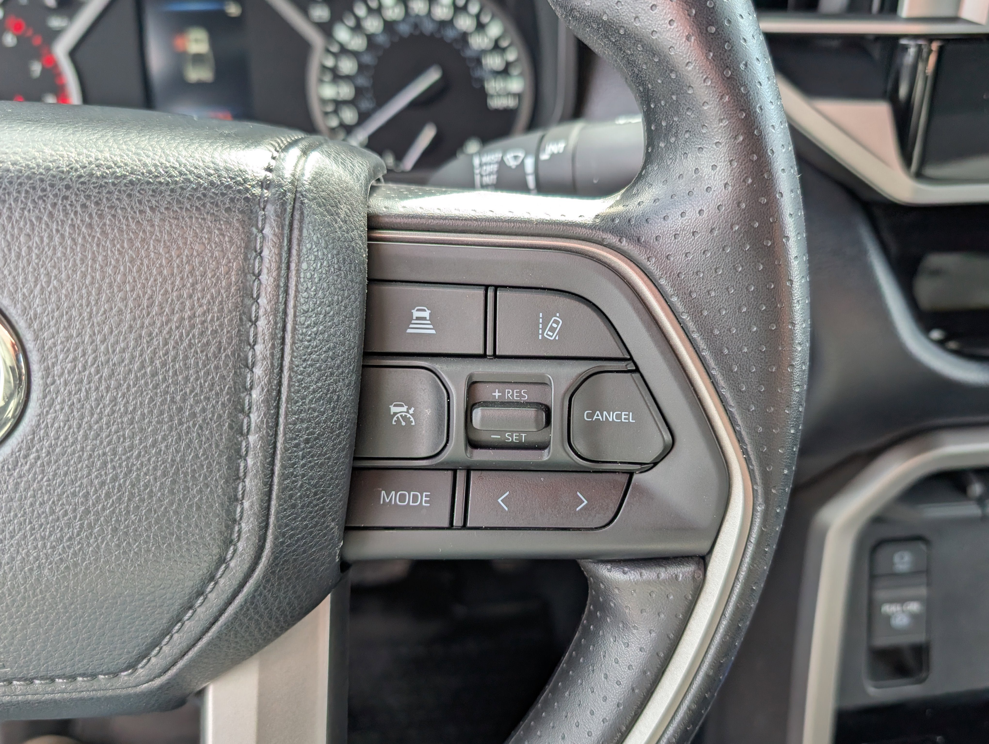 2025 Toyota Tundra 4WD SR