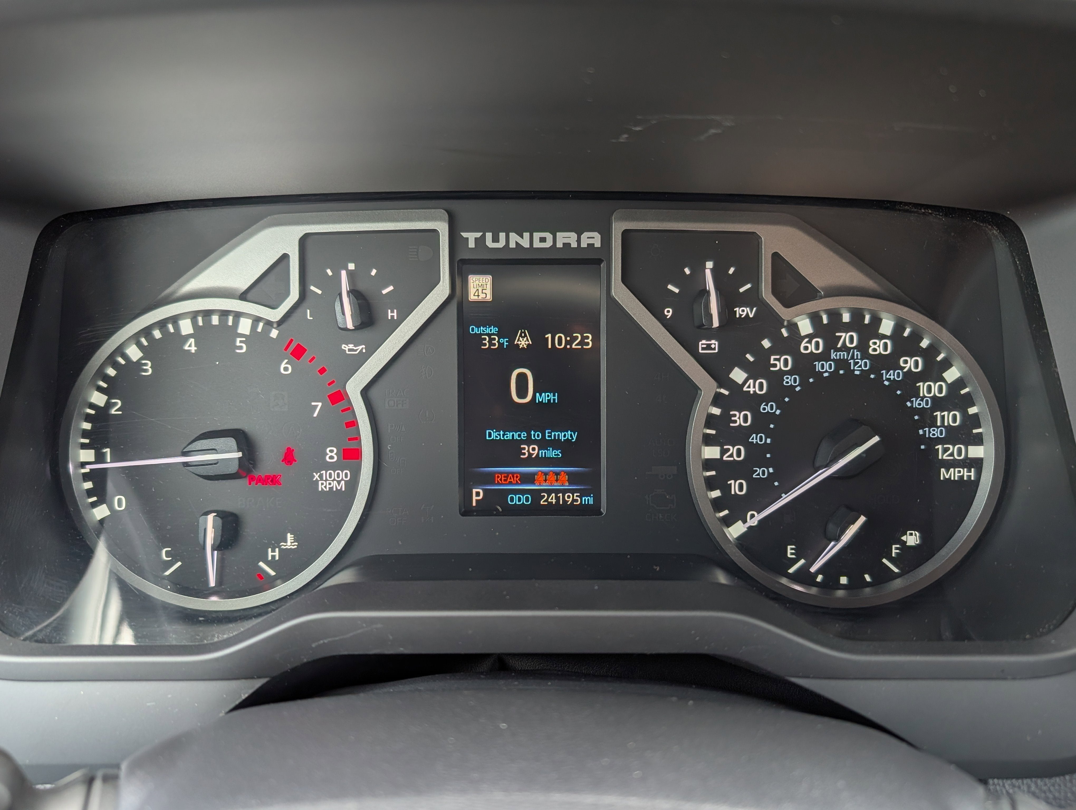 2025 Toyota Tundra 4WD SR