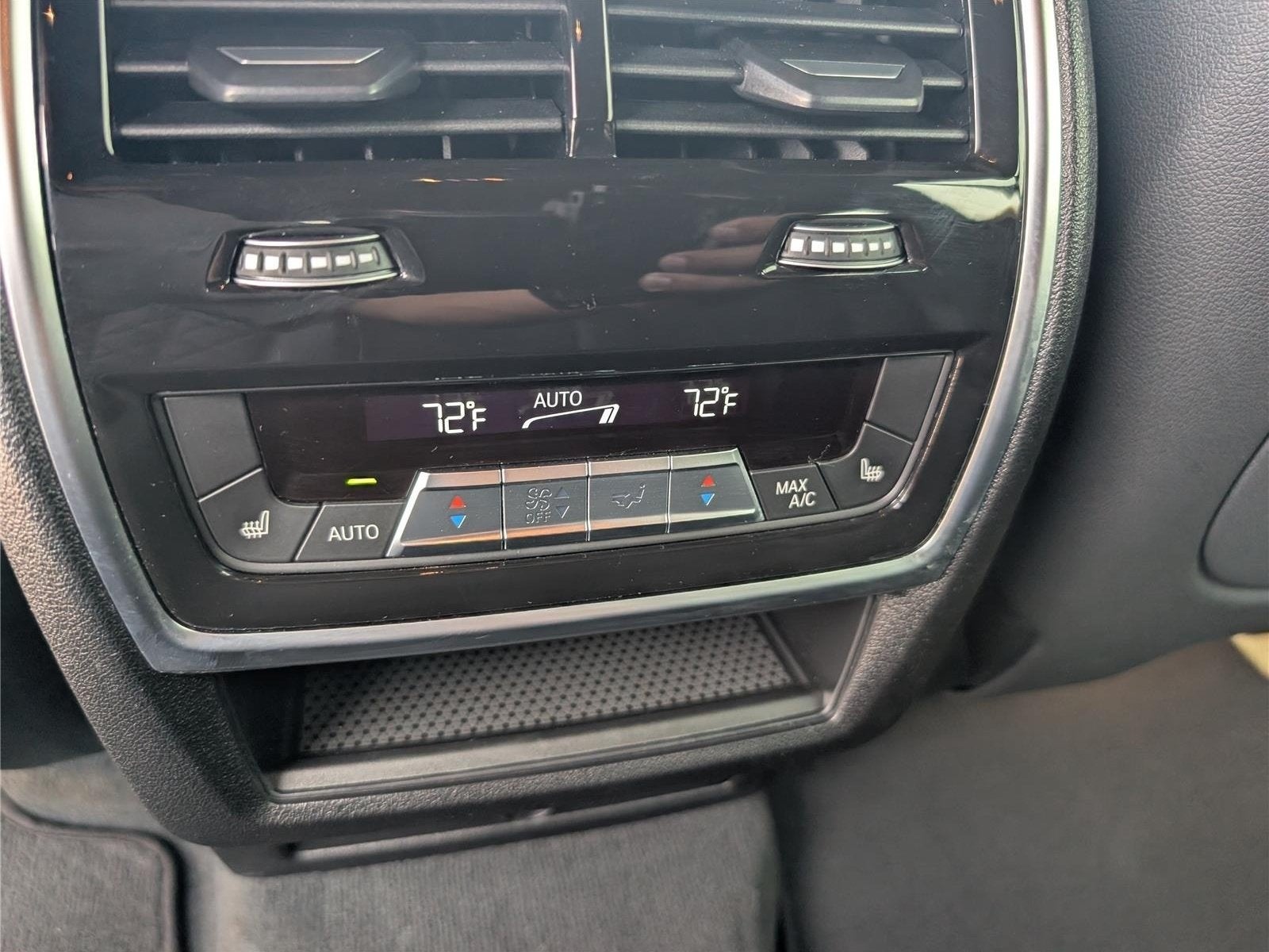 2025 BMW X6 M60i
