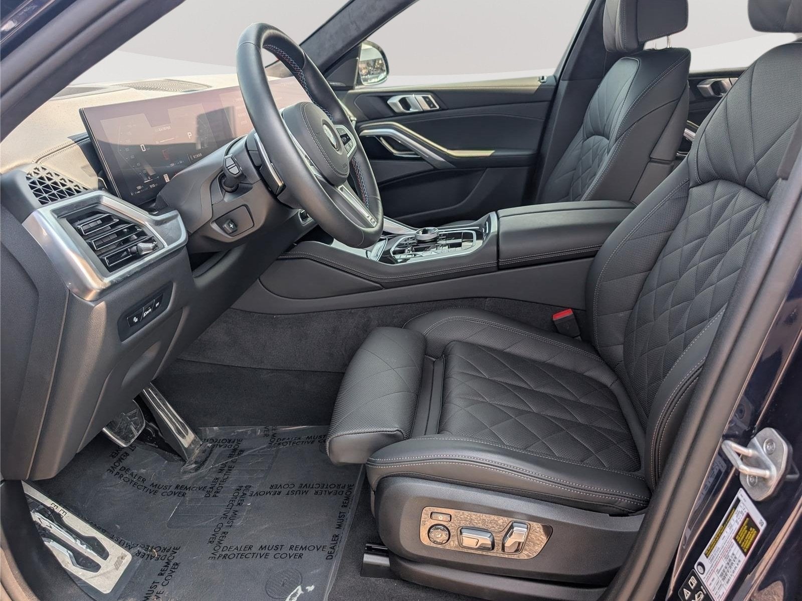 2025 BMW X6 M60i