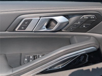 2025 BMW X6 M60i