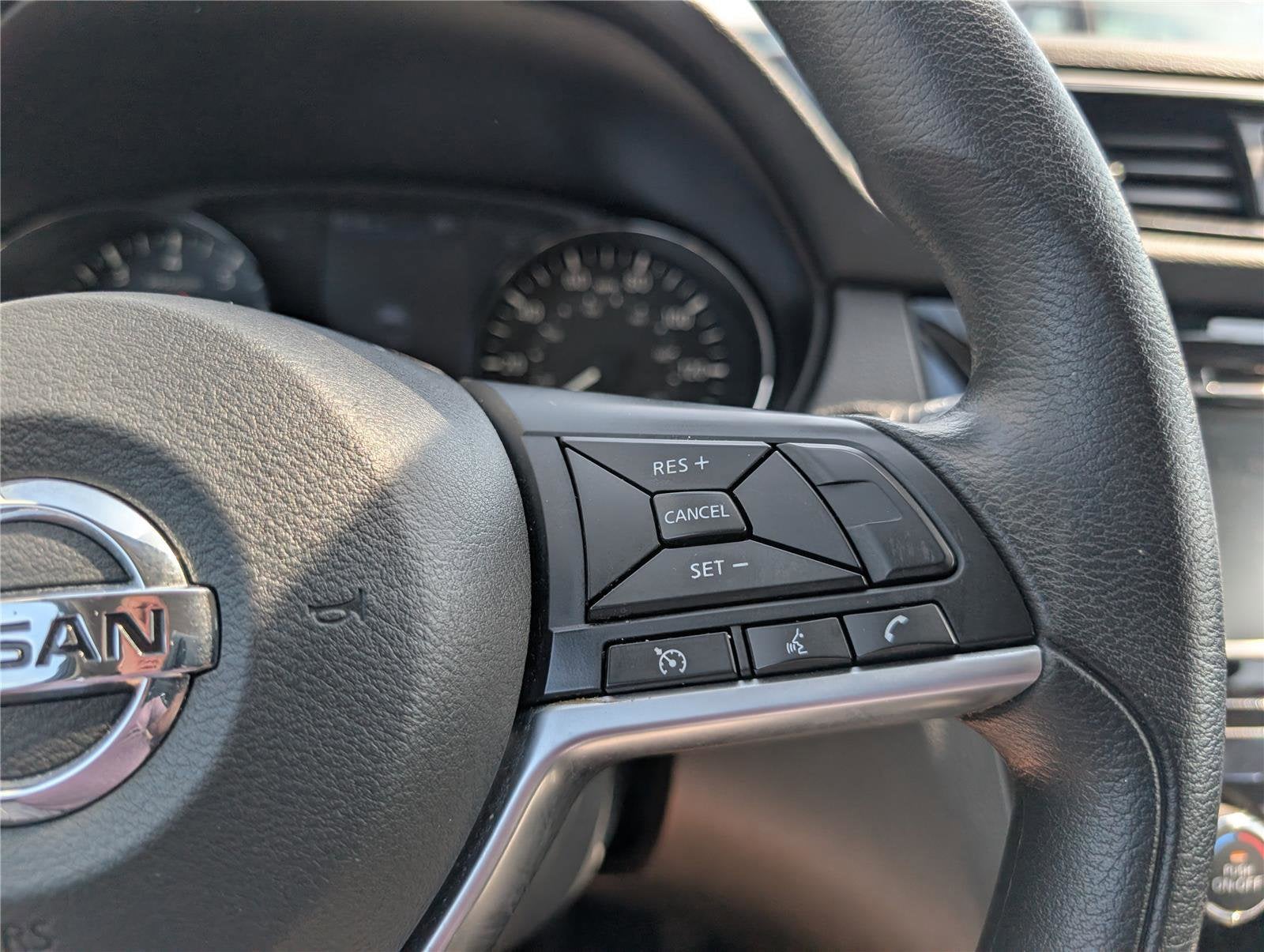 2020 Nissan Rogue Sport SV
