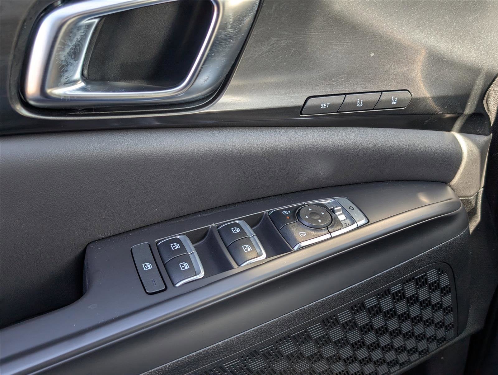 2025 Kia Carnival SX