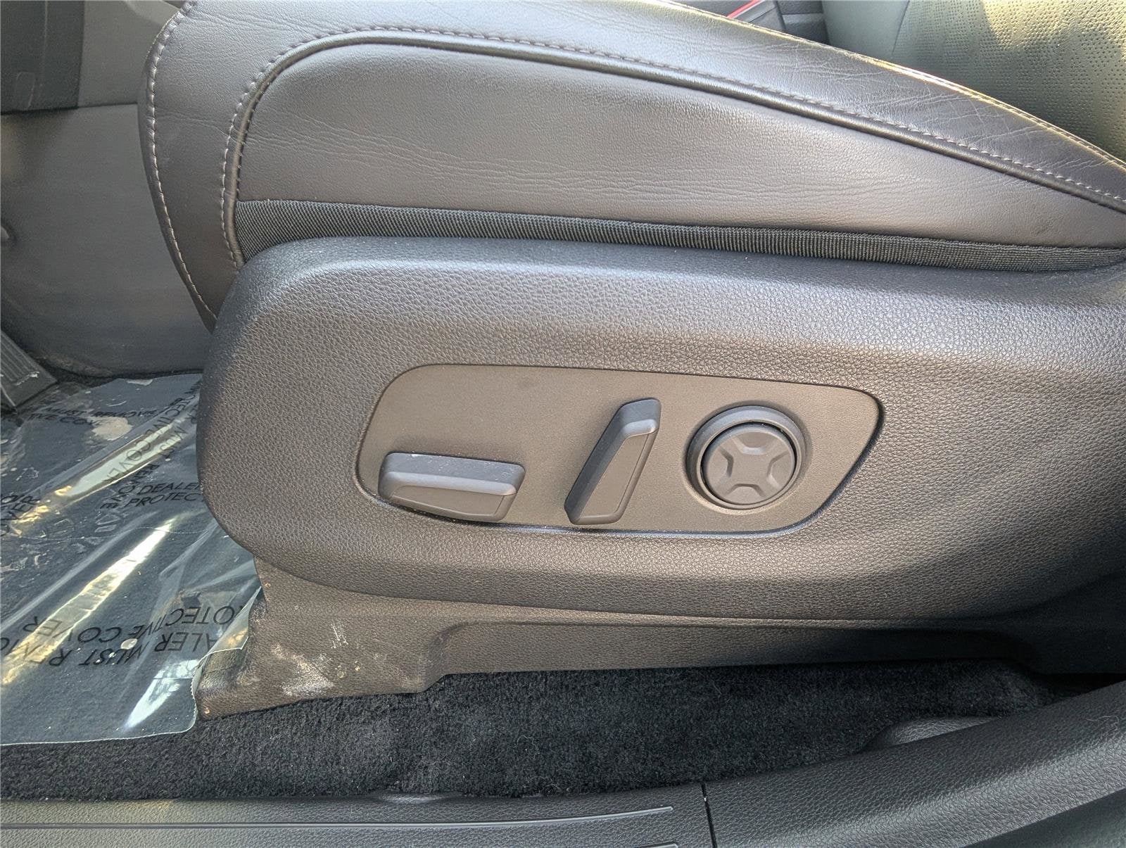 2025 Kia Carnival SX