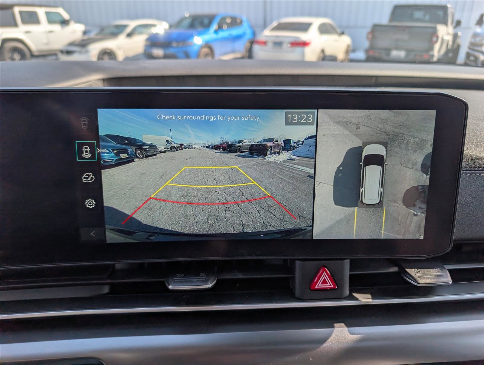 2025 Kia Carnival SX