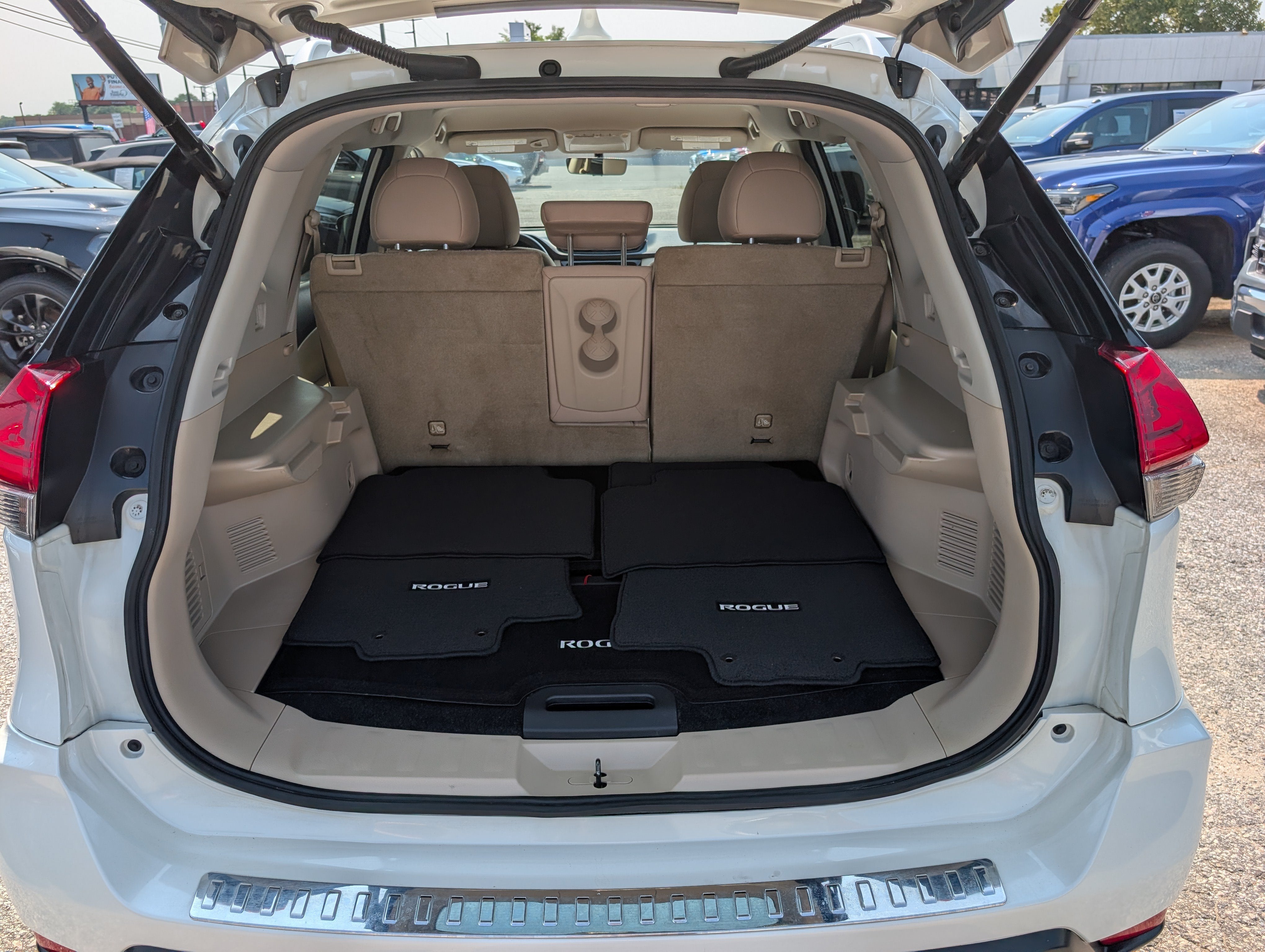 2018 Nissan Rogue SV