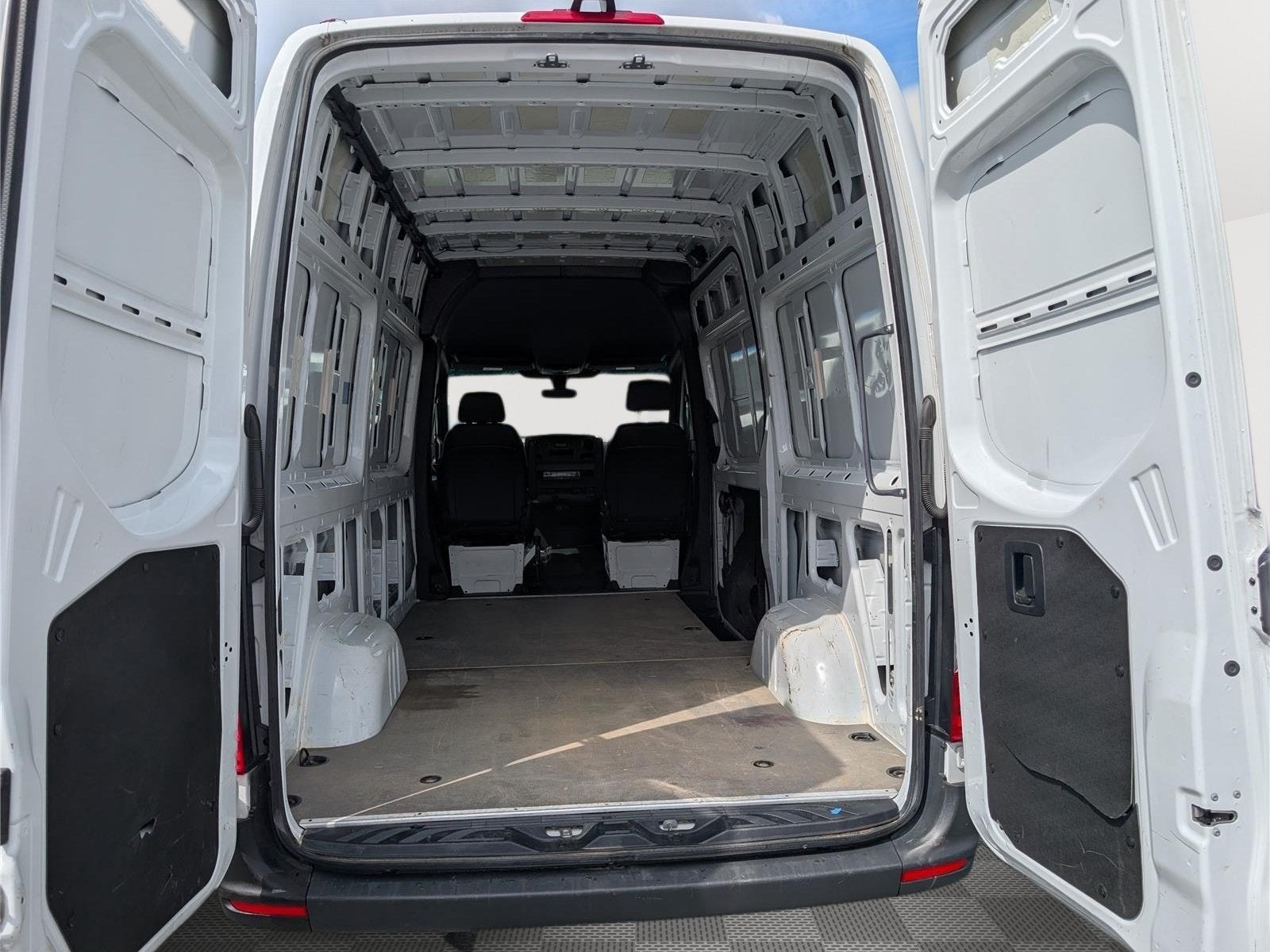 2025 Mercedes-Benz Sprinter Cargo Van Cargo 144 WB