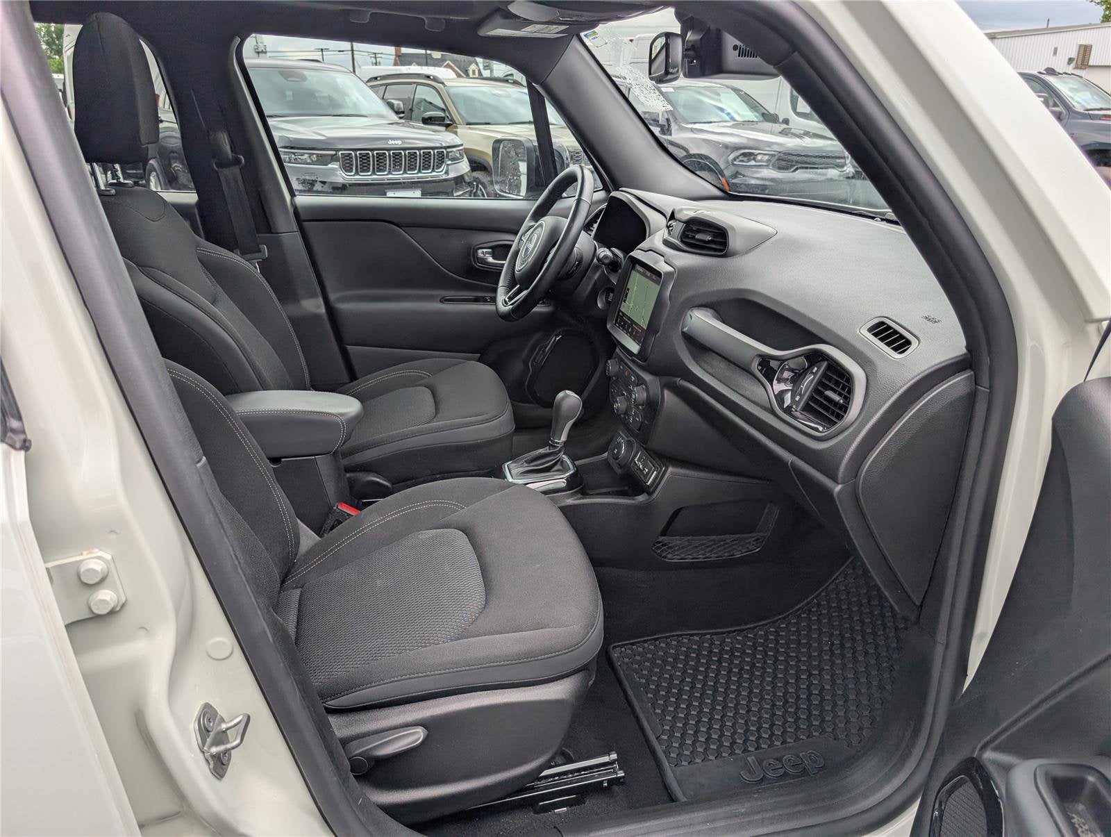 2022 Jeep Renegade Altitude