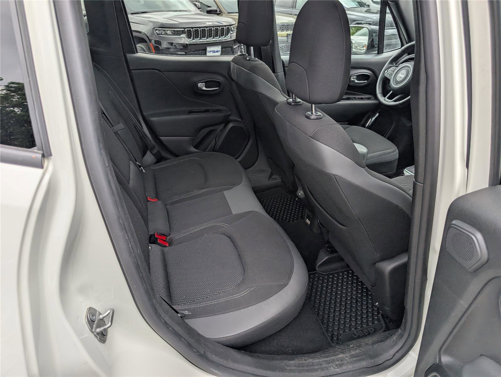 2022 Jeep Renegade Altitude