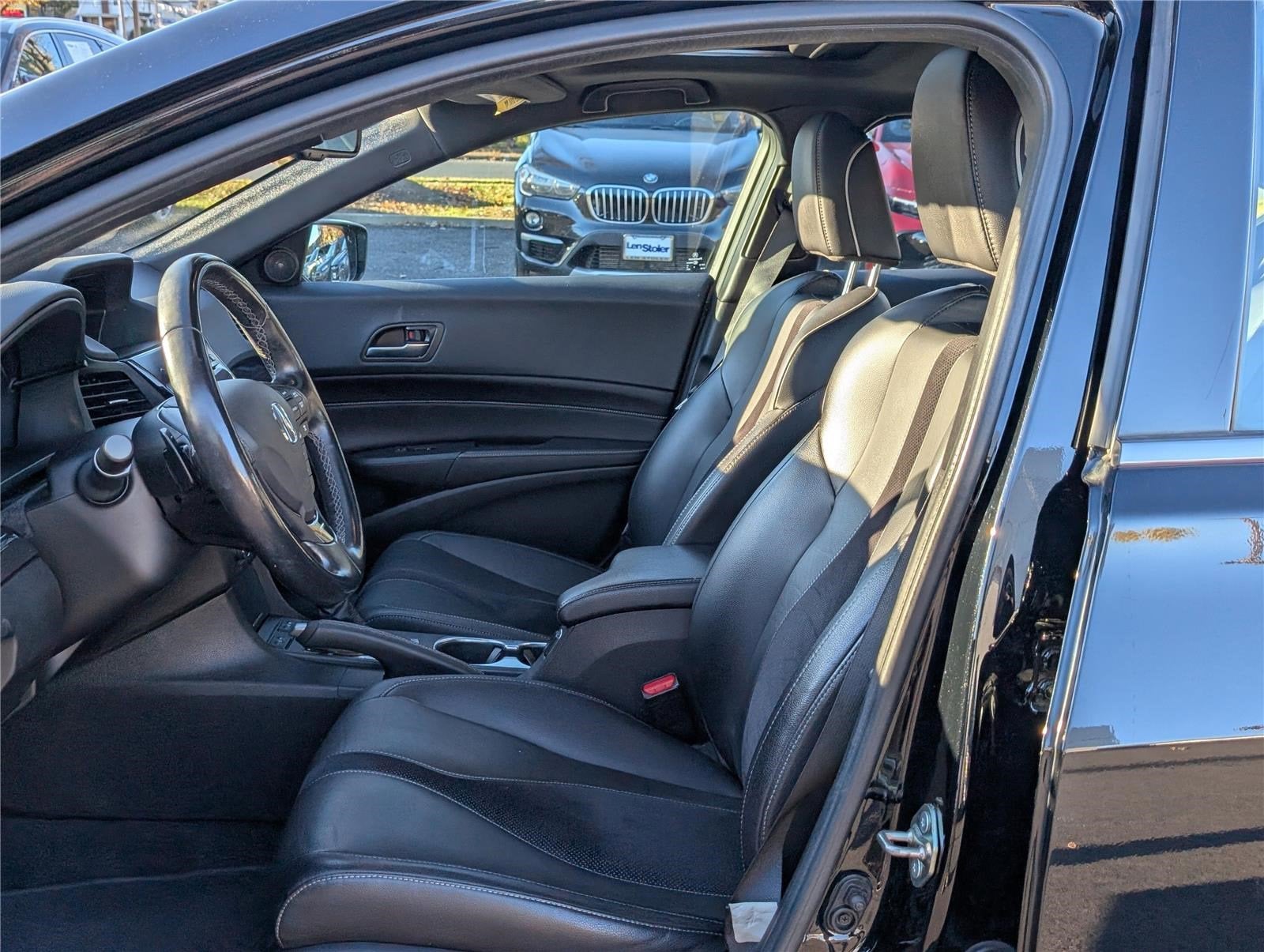 2020 Acura ILX w/Premium/A-SPEC Pkg