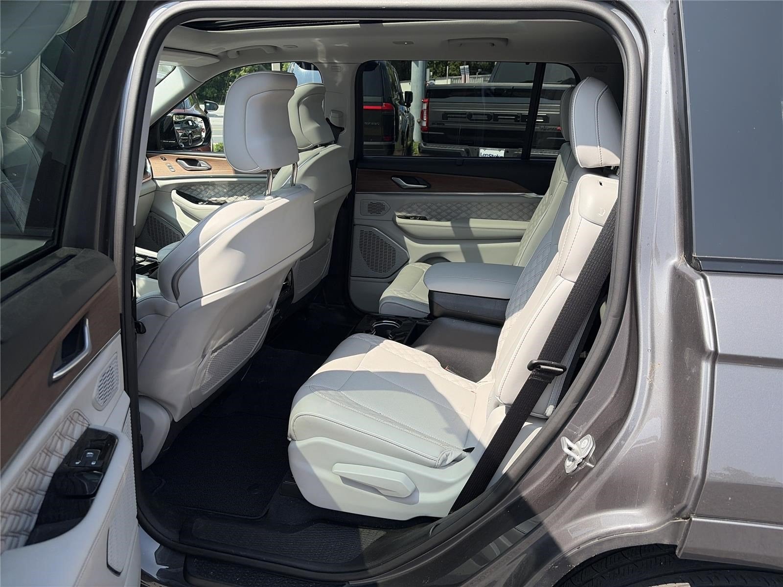2023 Jeep Grand Cherokee L Summit